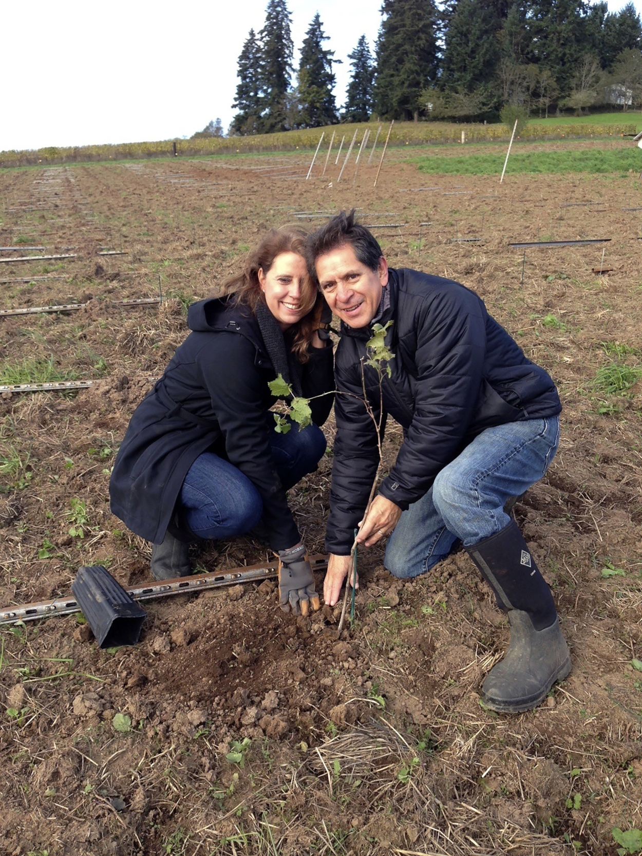 Kerry & Chaly plant their first vine, 2014