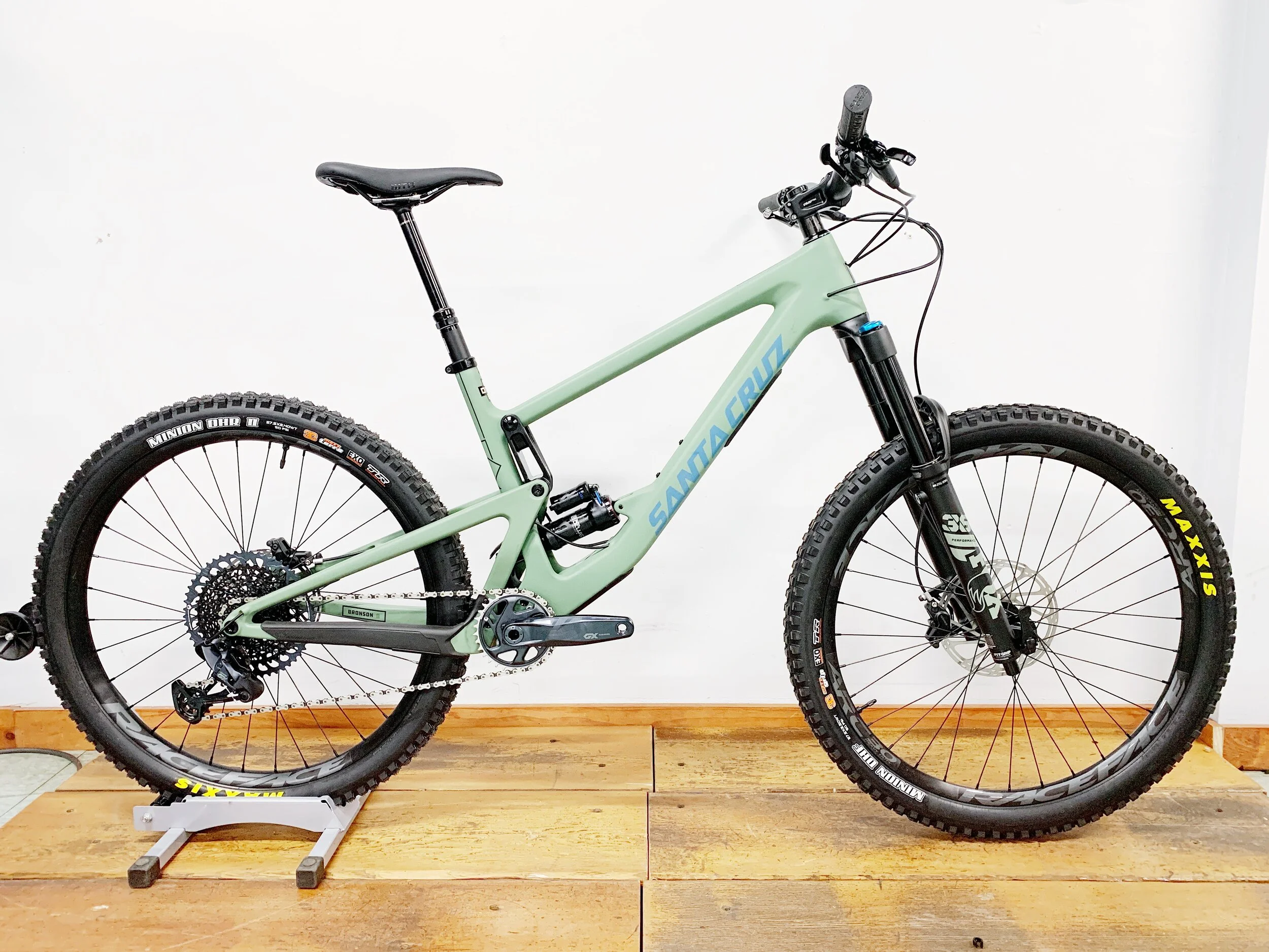 Santa Cruz Bronson C 2021 2025