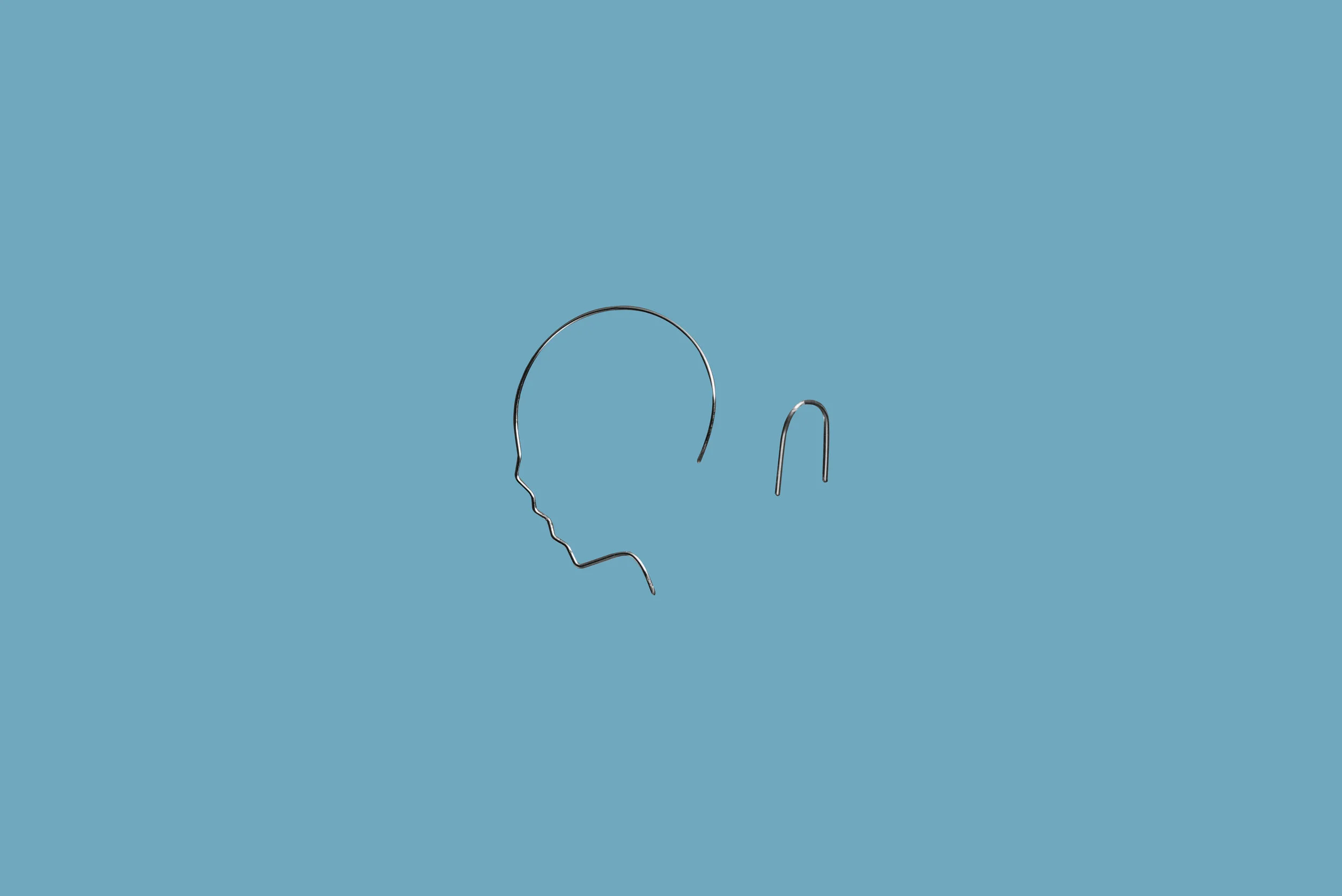 profile earring minimal gold