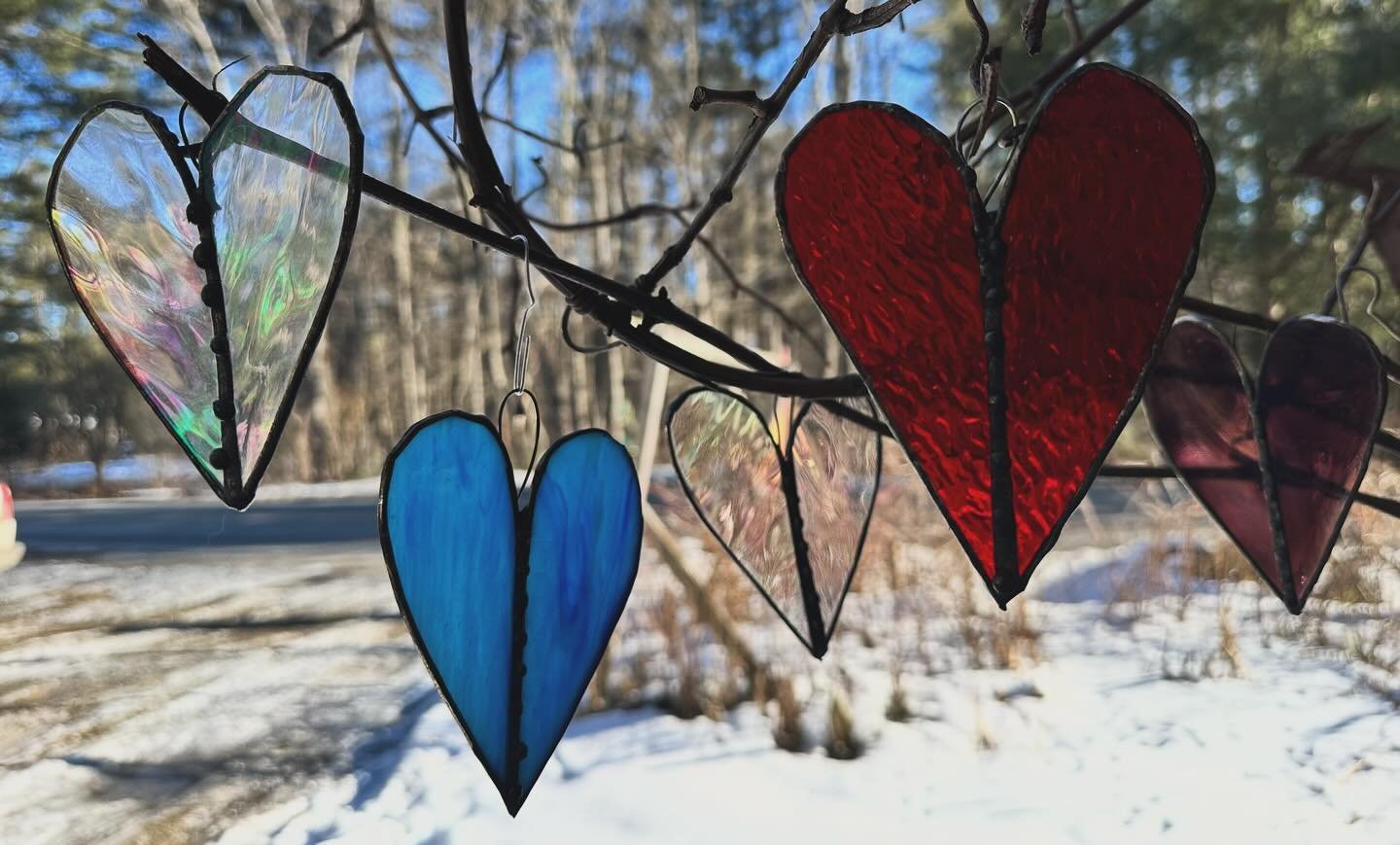 VALENTINES!!!!💙🩷❤️🧡🤎💛 SALE! DM or comment if interested or for pricing! Buy today or Monday, ship by Wednesday this week! 

Hearts
Monarch 
Mountain scene, Honey Bee, Owl and Rainbow Trout

#valentines #stainedglass sale! #vermont #vermontglass 