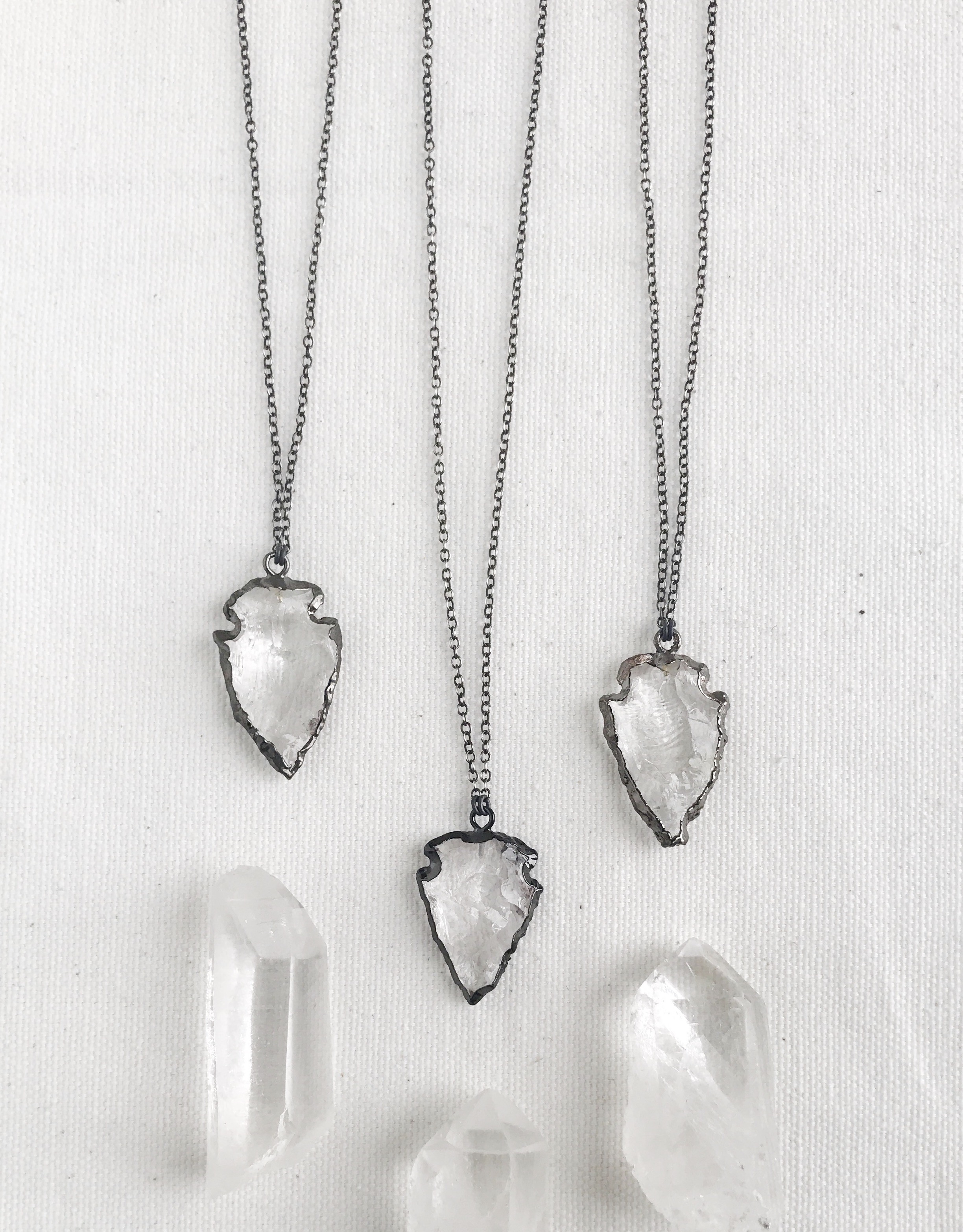 Quartz Arrow Head 1.jpg