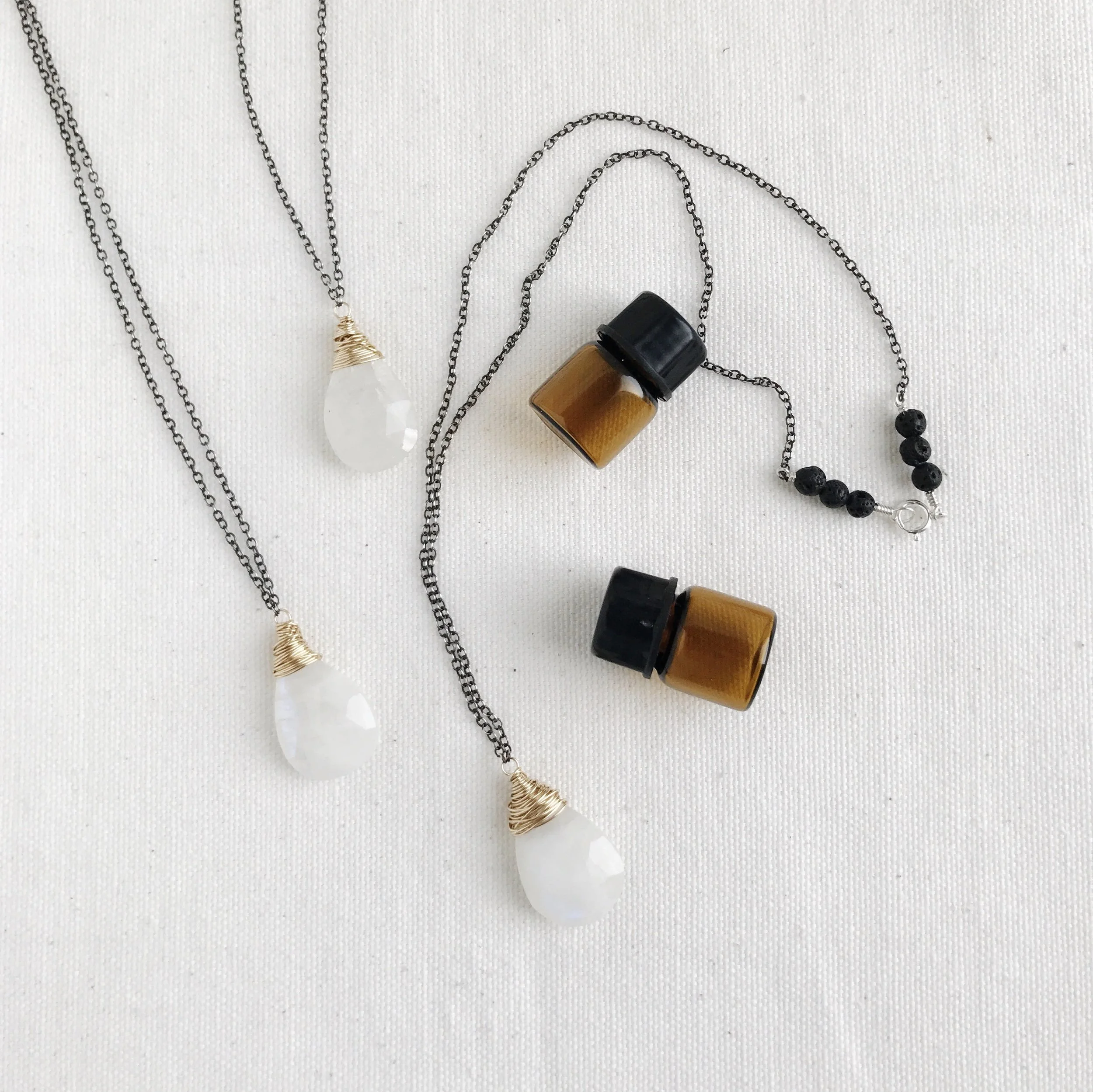Moonstone necklace 5.jpg