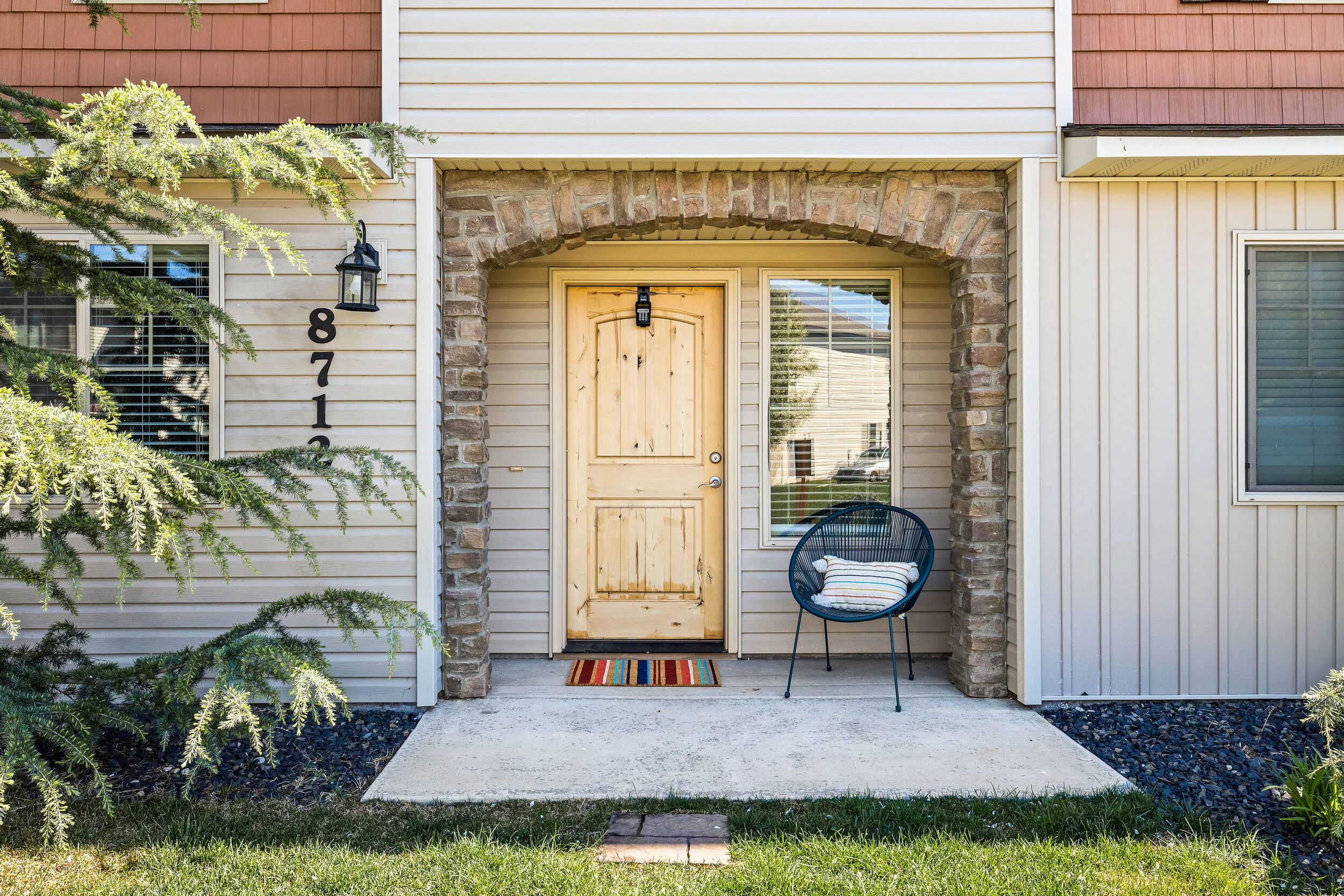 8712 W Pine Valley Ln, Boise, ID 83709