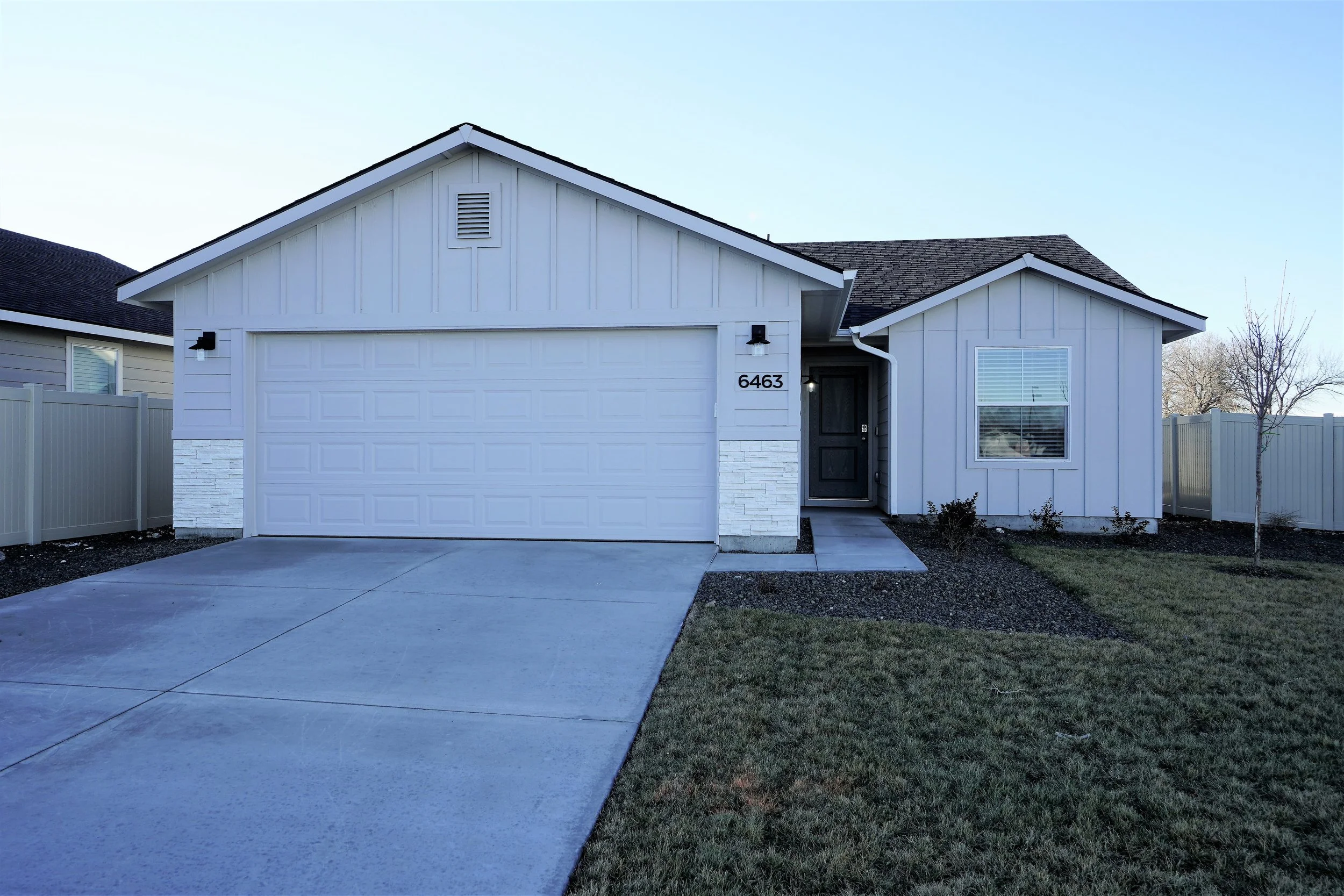 6463 South Faithful Avenue Meridian, ID 83642