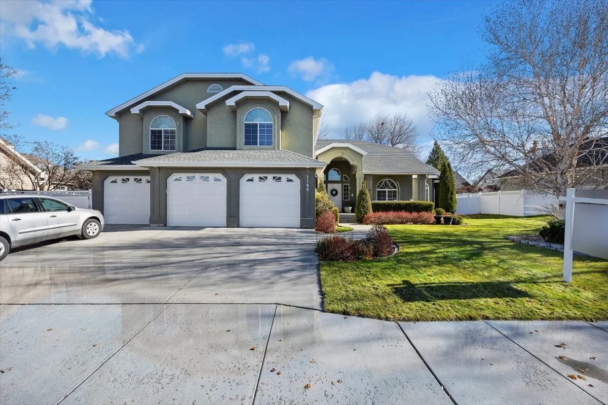 1180 Pahsimeroi Dr, Twin Falls, ID 83301