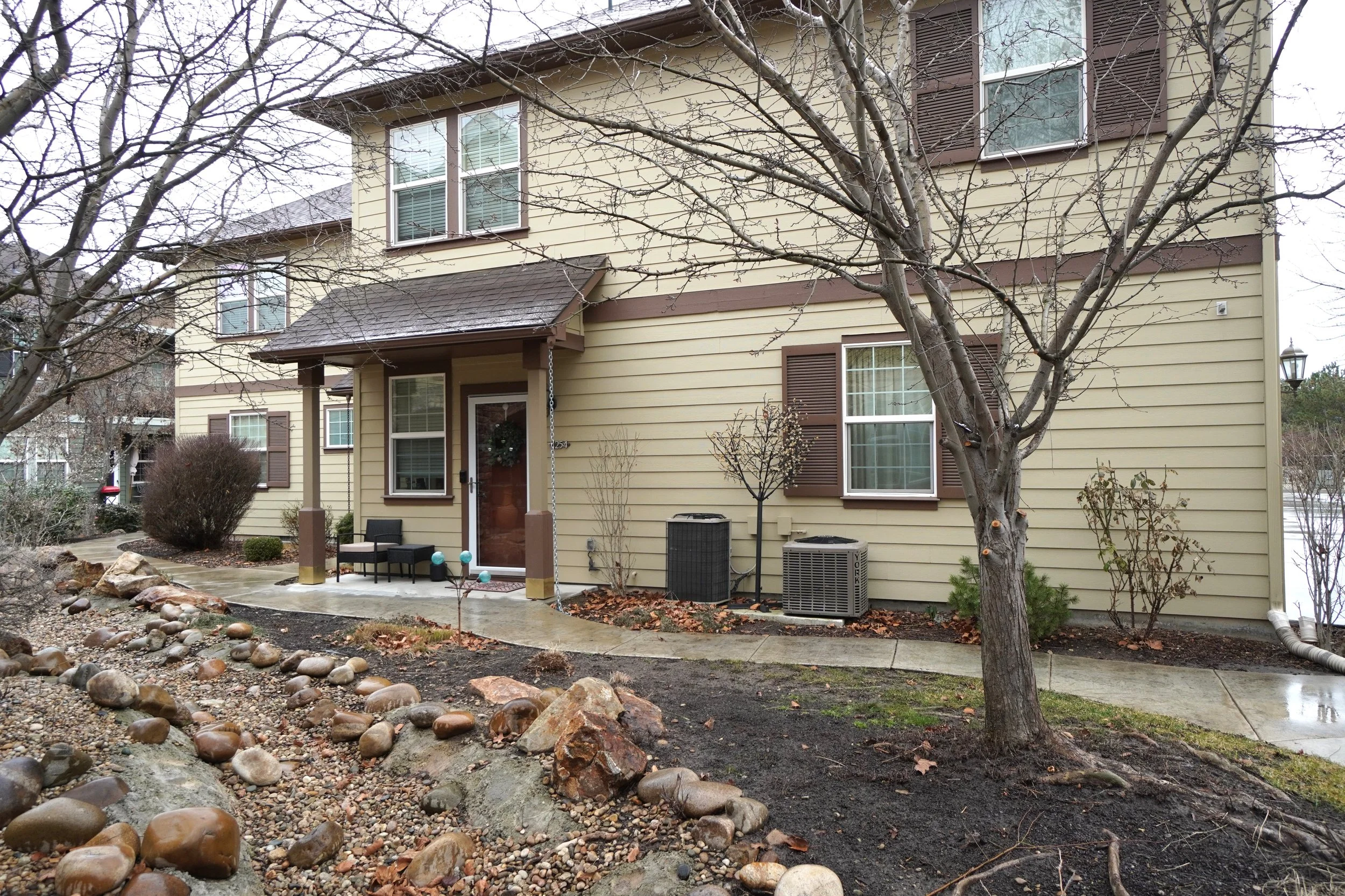 1254 East Winding Creek, Eagle, ID 83616