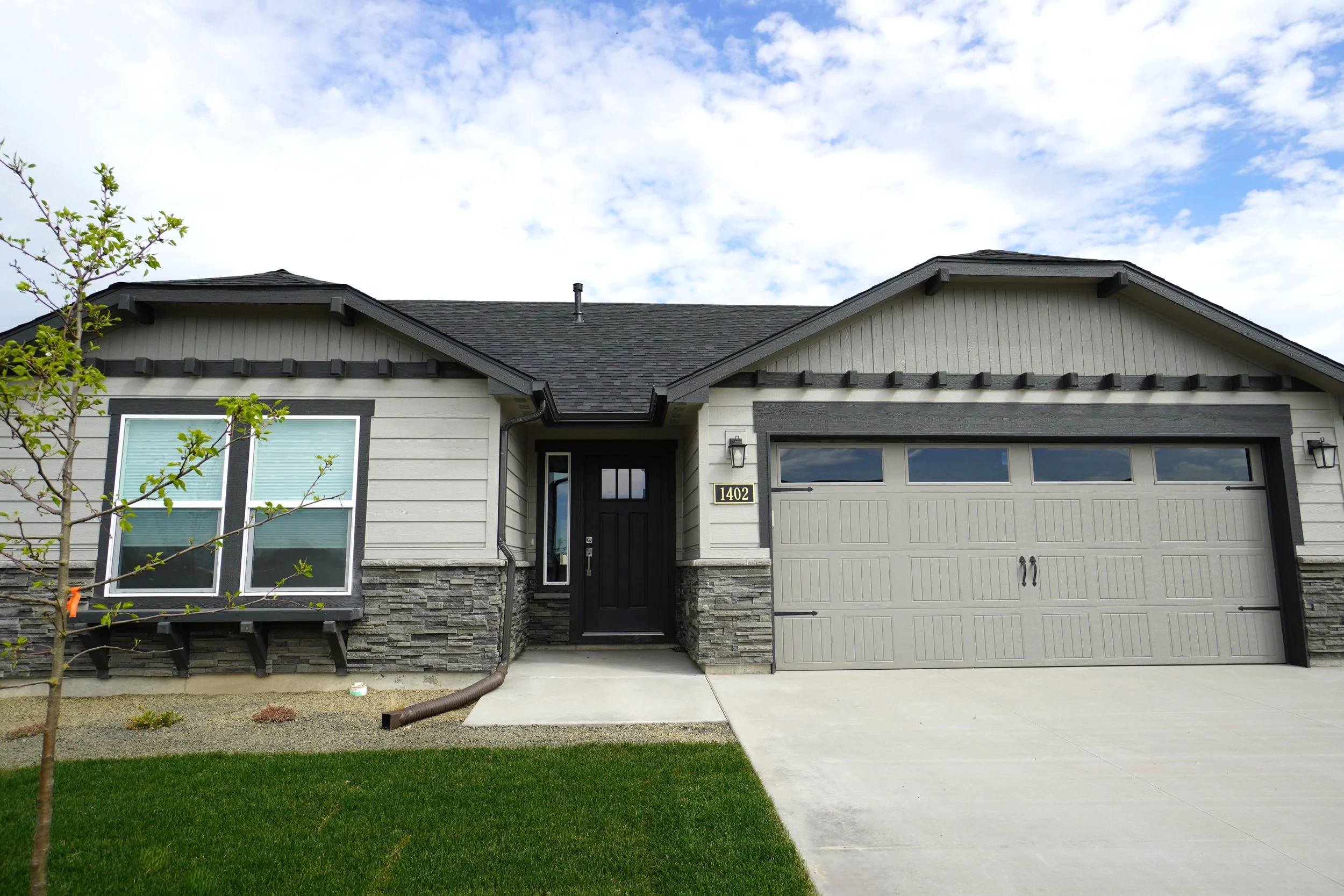 1402 Hayhook Street, Middleton, ID 83644