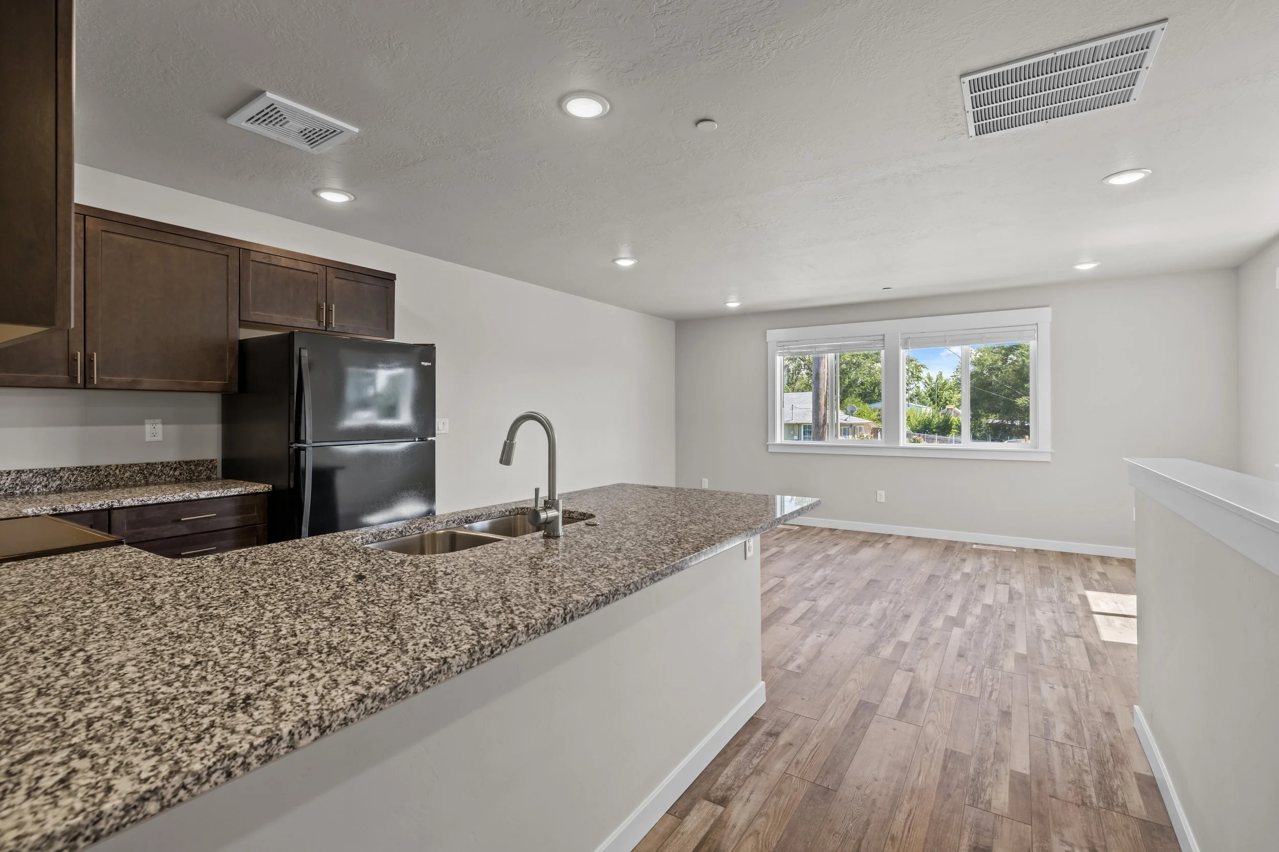 4432ndAve-11.jpg (Copy)