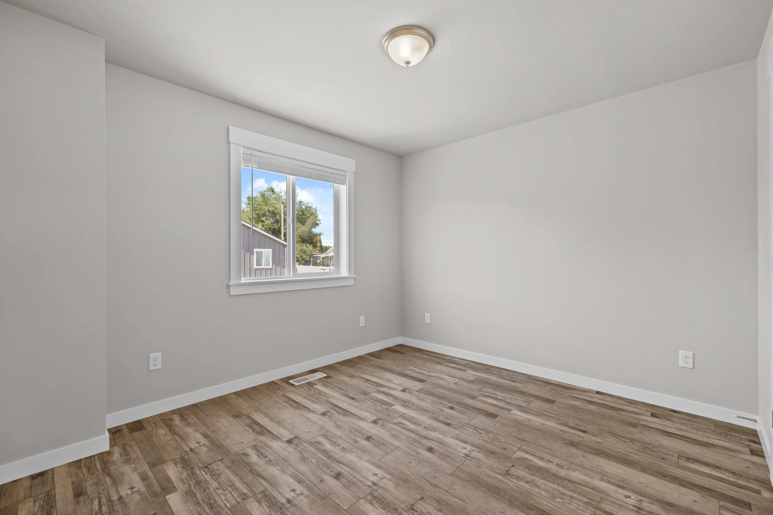 4432ndAve-15.jpg (Copy)