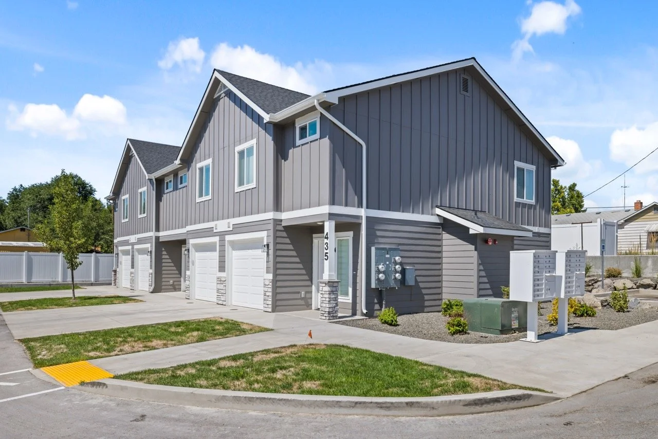 4432ndAve-23 Large.jpeg