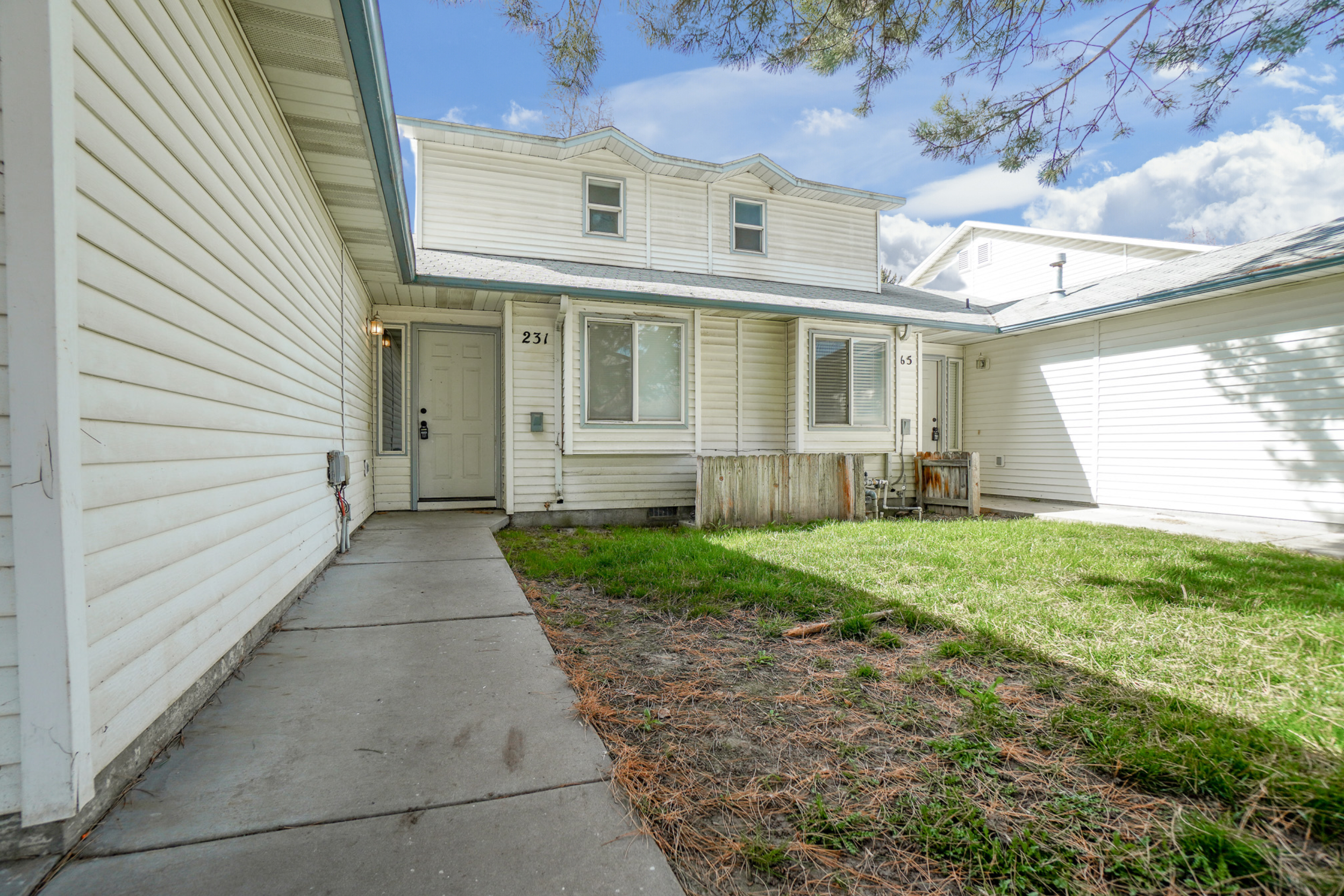 231 North Paradise Avenue (2).png