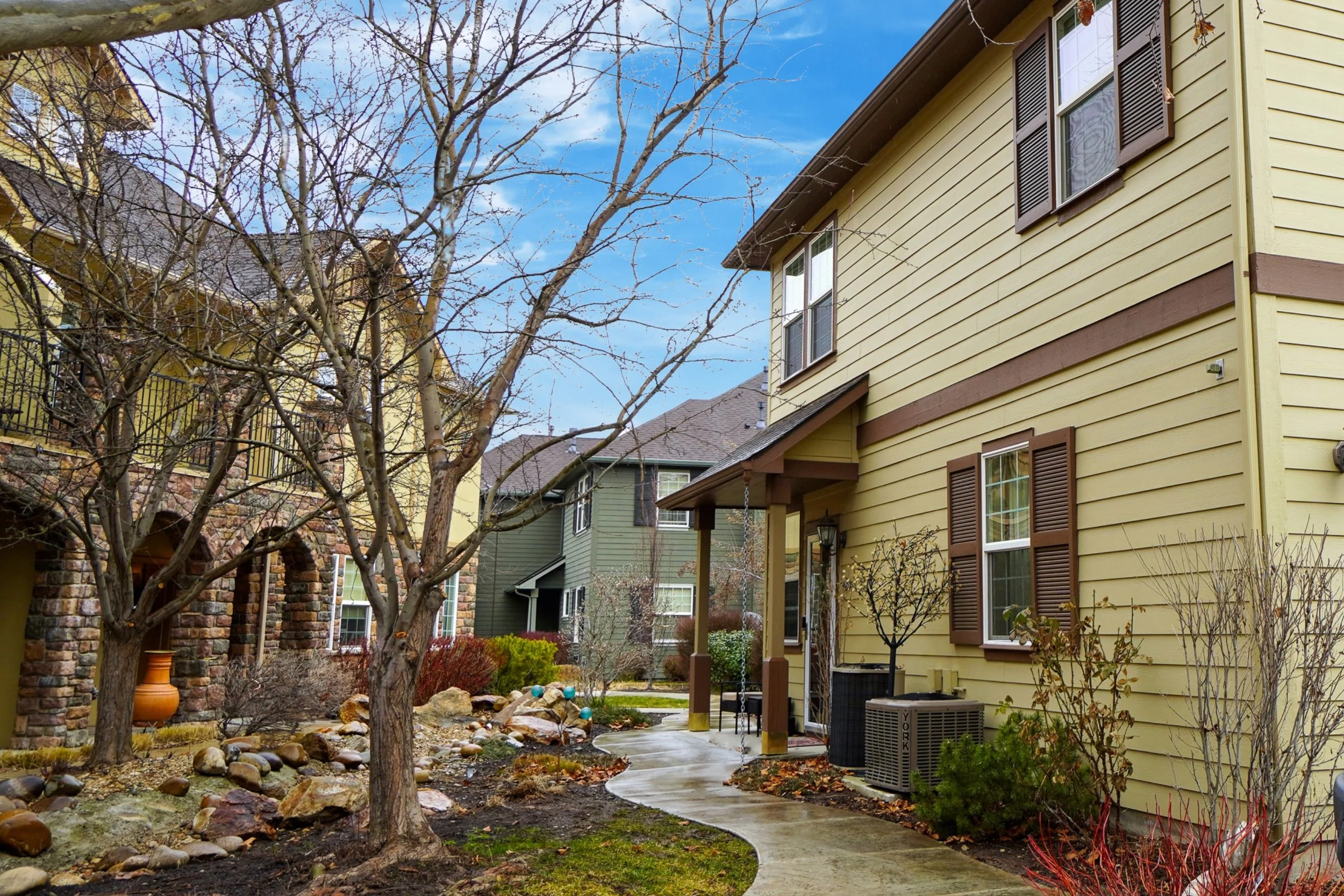 1254 East Winding Creek Drive (2).jpeg