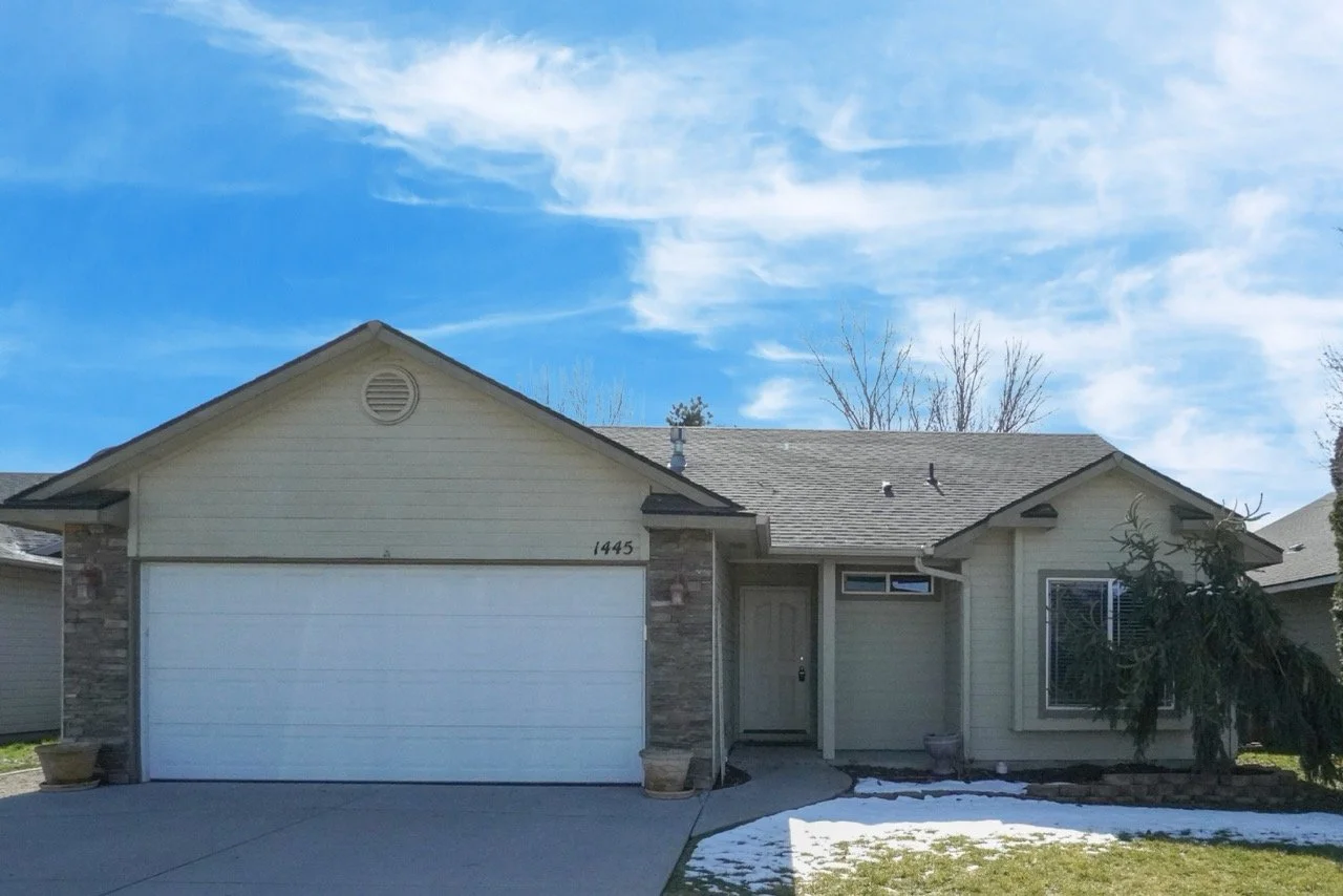 1445 W Silver Salmon Dr, Meridian, ID 83642