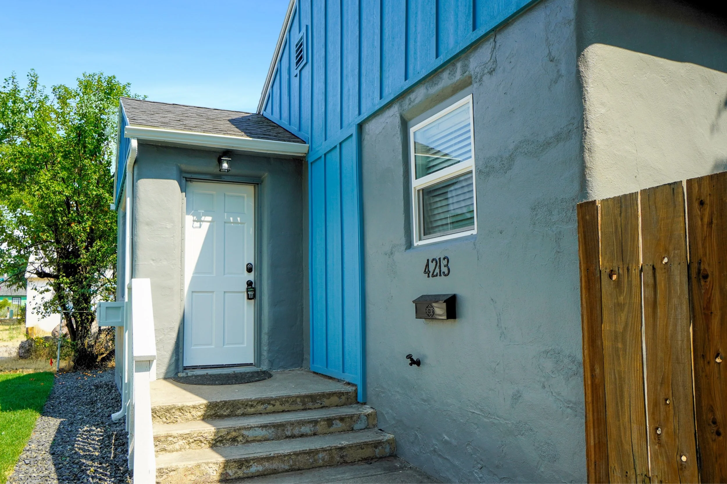 4213 West Clark Street (4).jpeg
