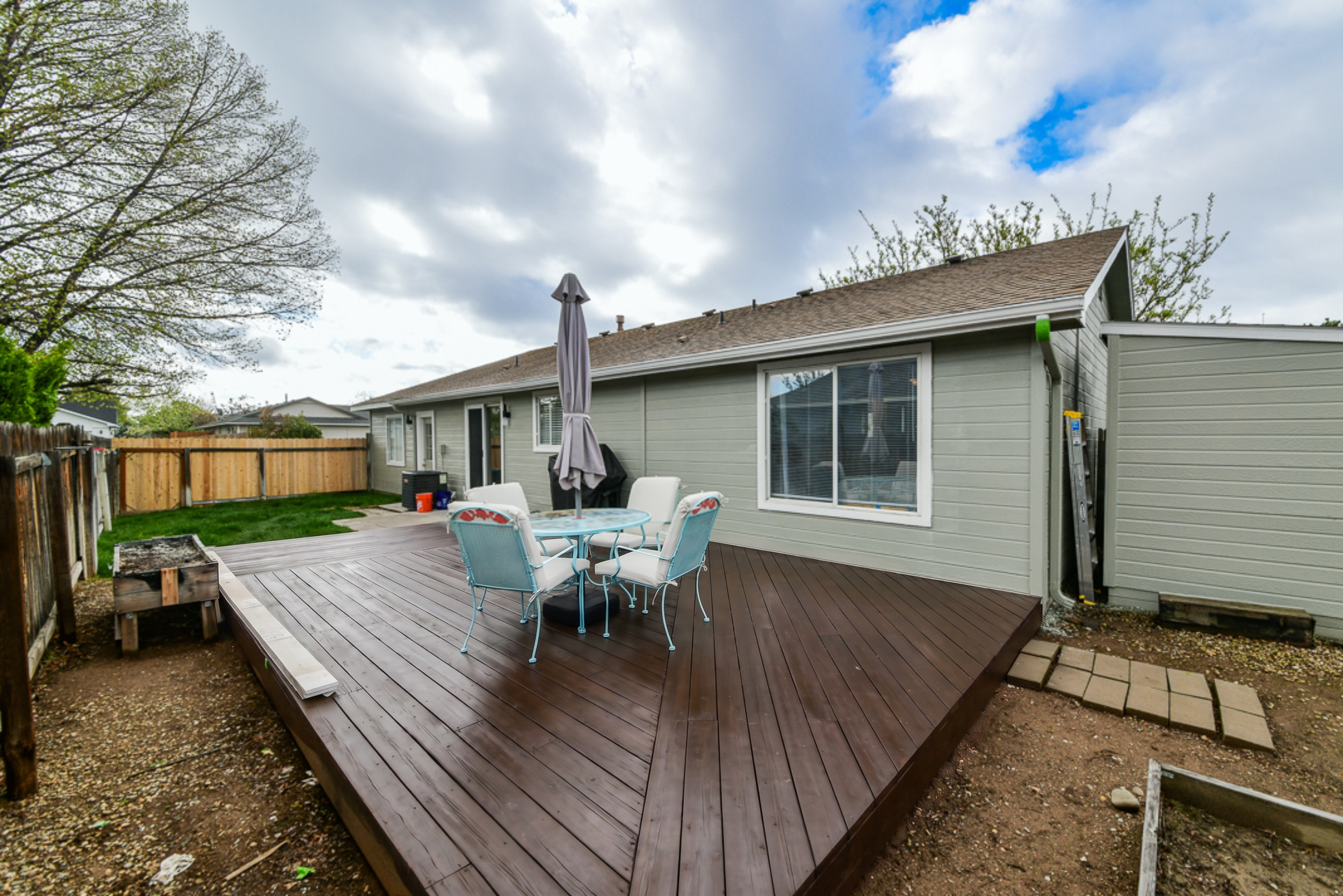 Oakcrest Deck 1.png