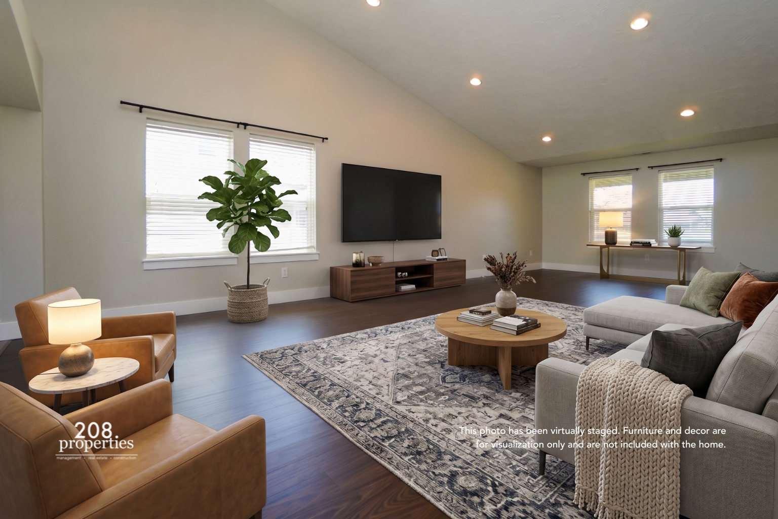 2724 Sommersby Way North  Living Room.png