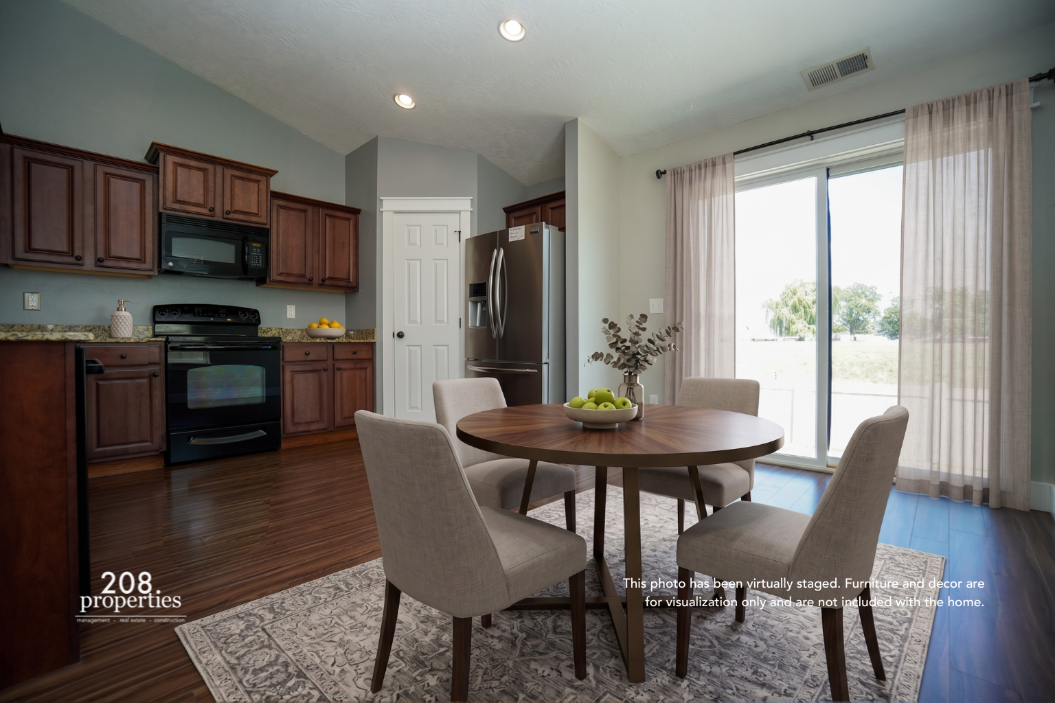 2724 Sommersby Way North  Dining (1).png
