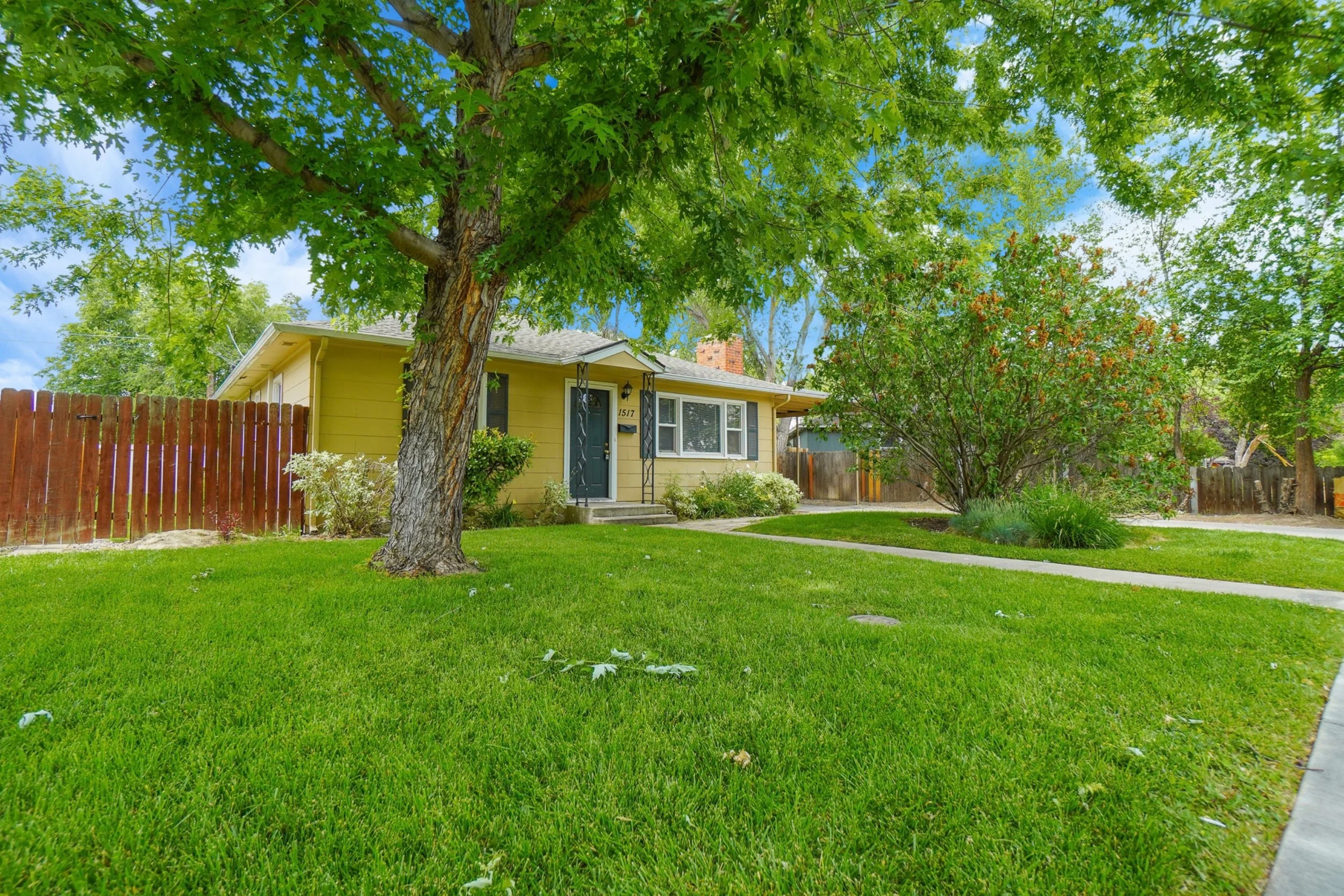 1517 Chrisway Drive (5).jpeg