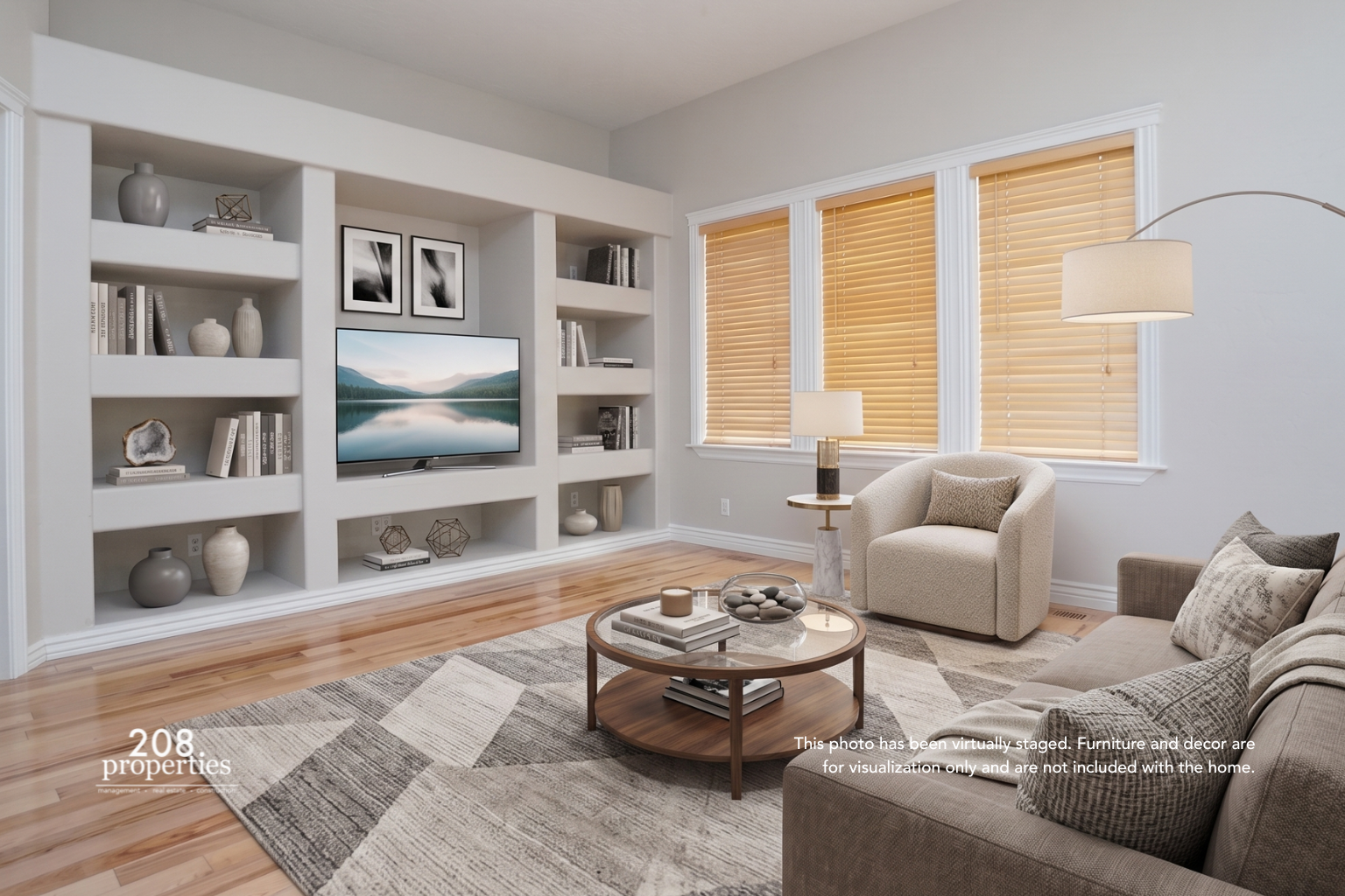 2511 West Teano Drive  Living.png