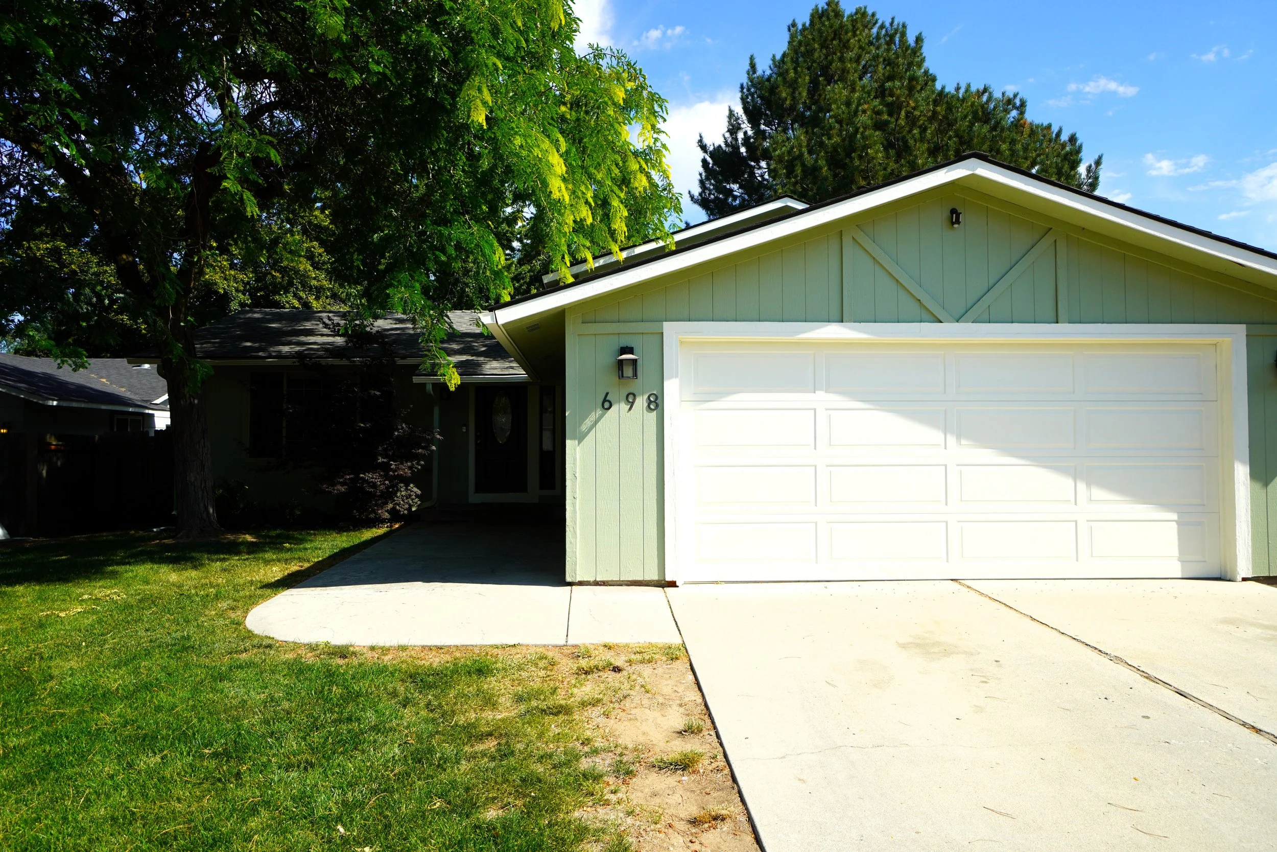 698 Berwick Drive Boise, ID 83706