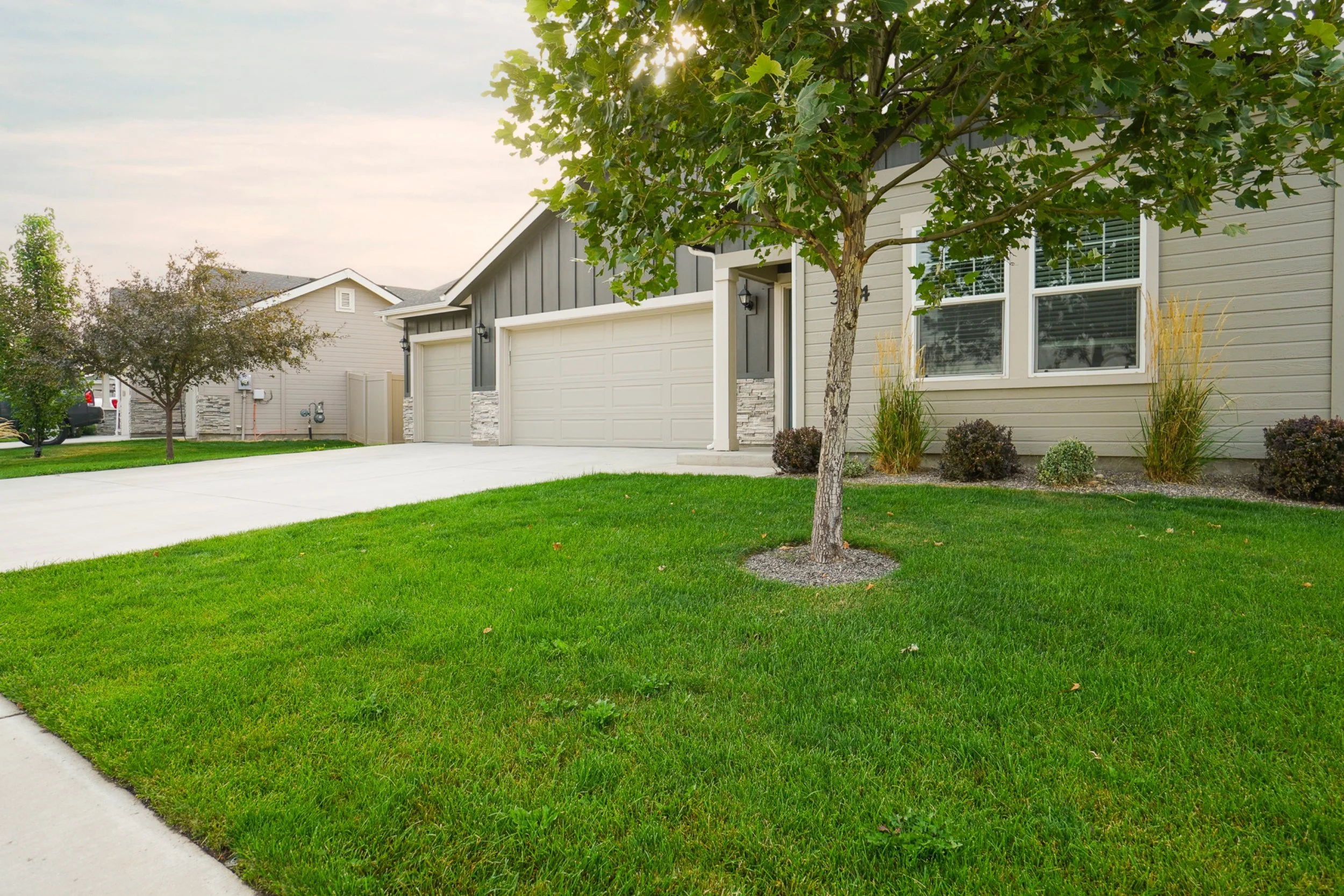 3154 North Greengate Way (3).jpg