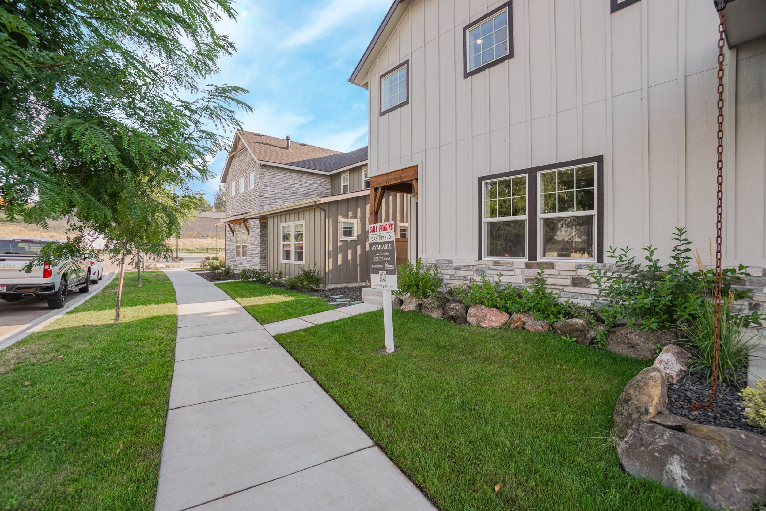 150 North Edgewood Lane_2.jpg