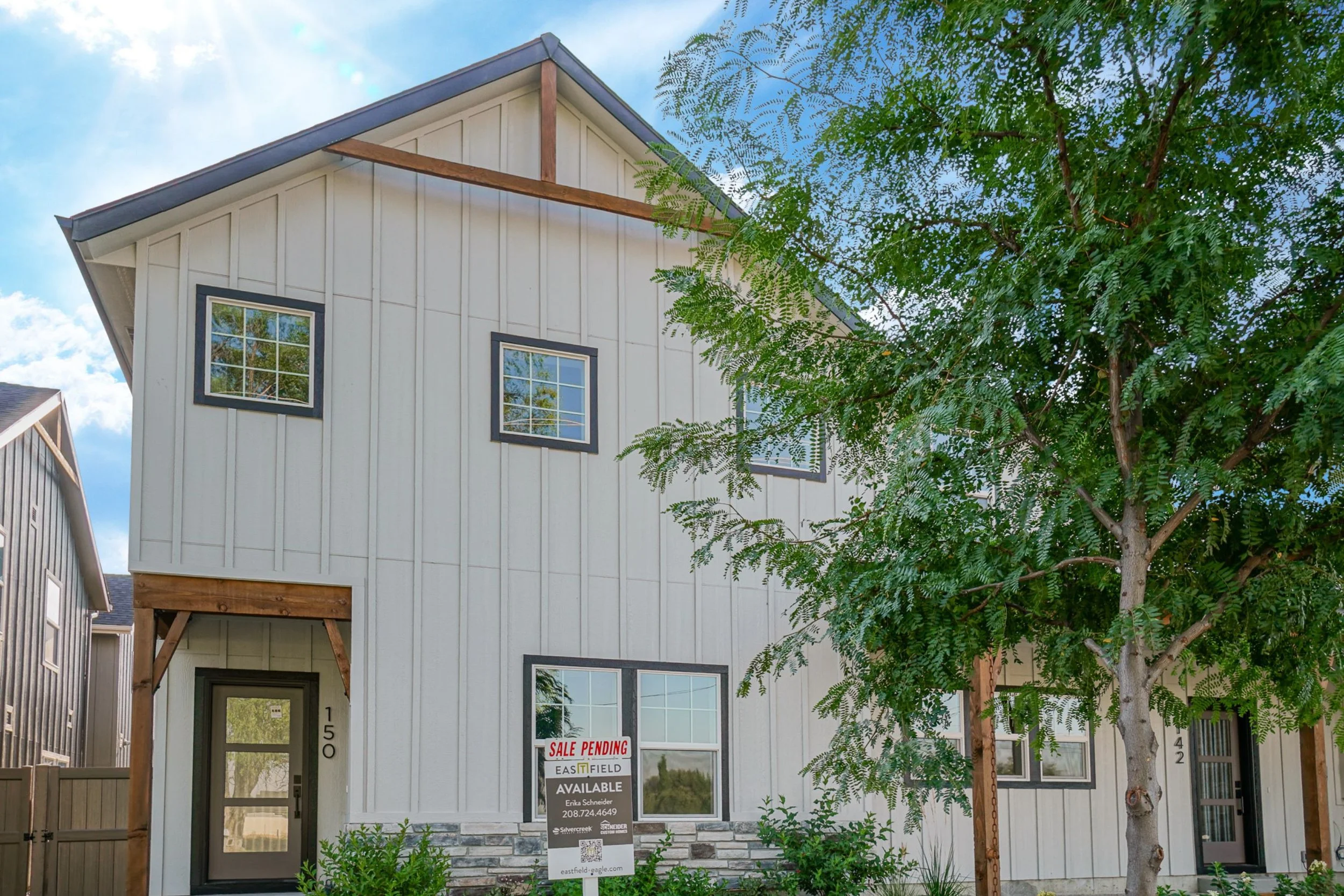 150 North Edgewood Lane_4.jpg