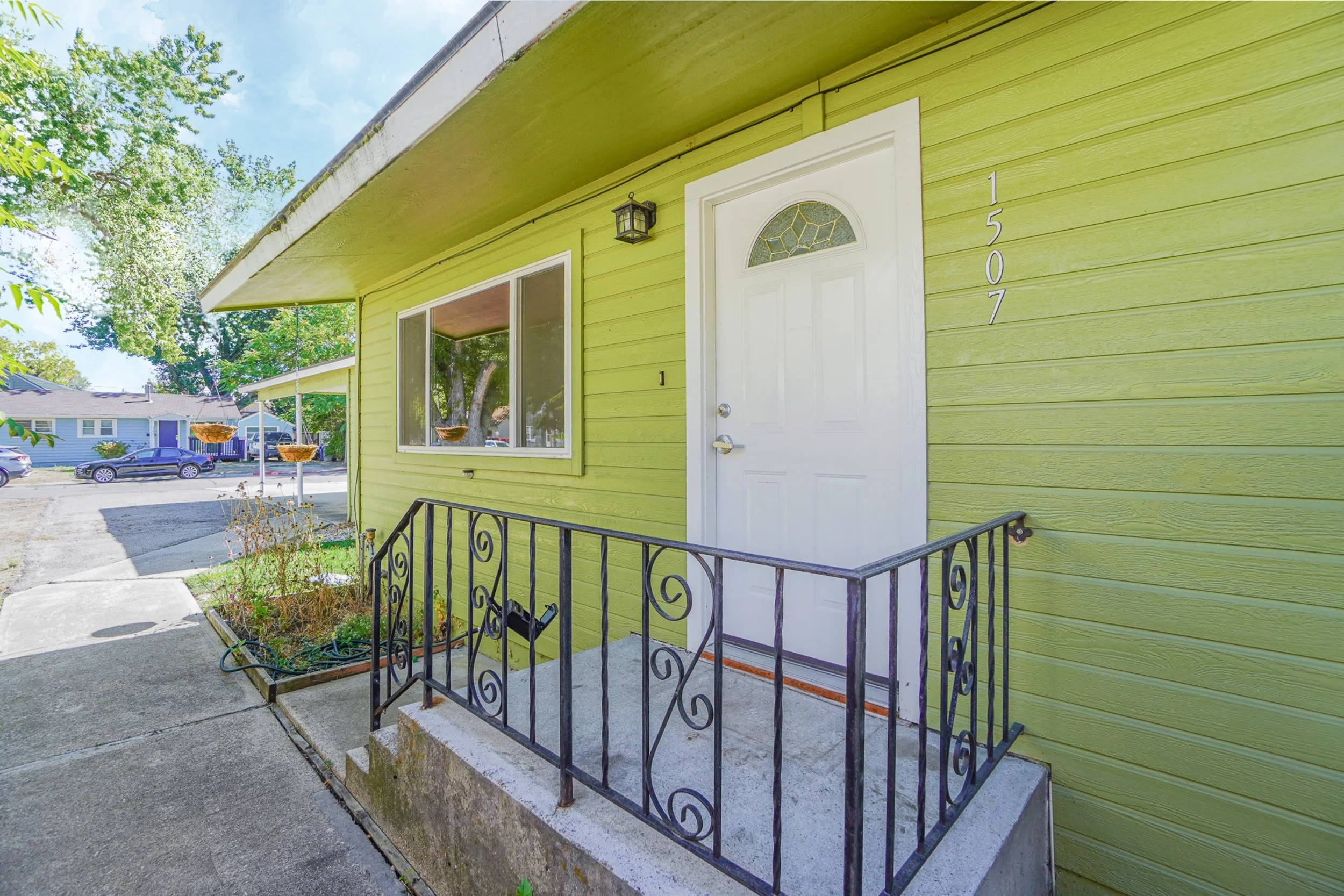 1507 Juanita Street.jpeg