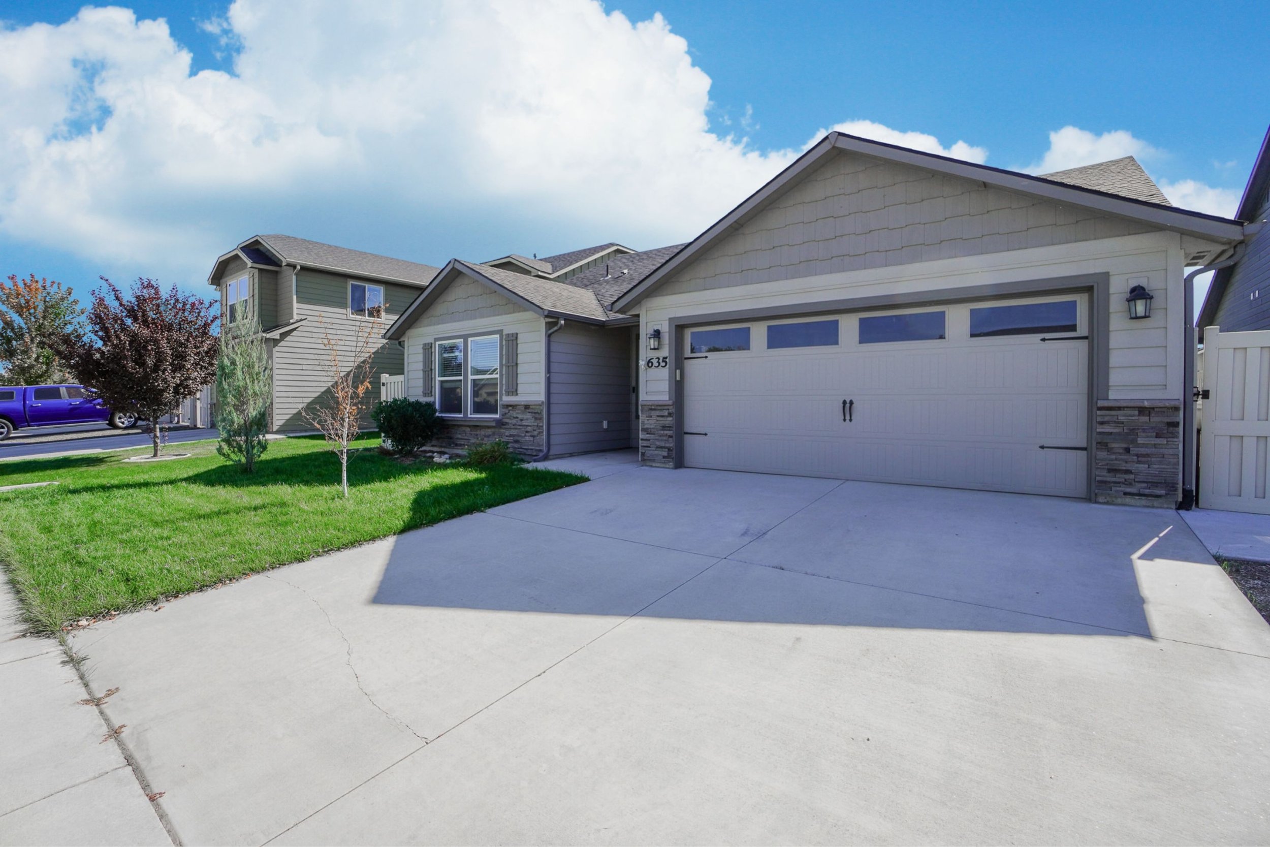 635 Alpine Lake Street (3).jpg