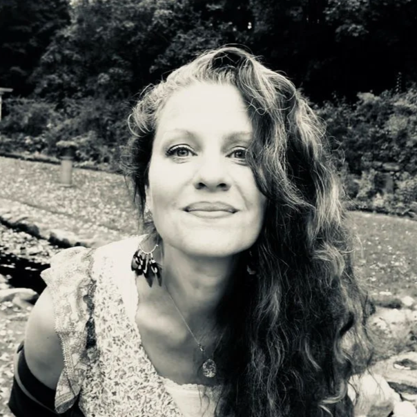 Flying Cat Music Series: Antje Duvekot