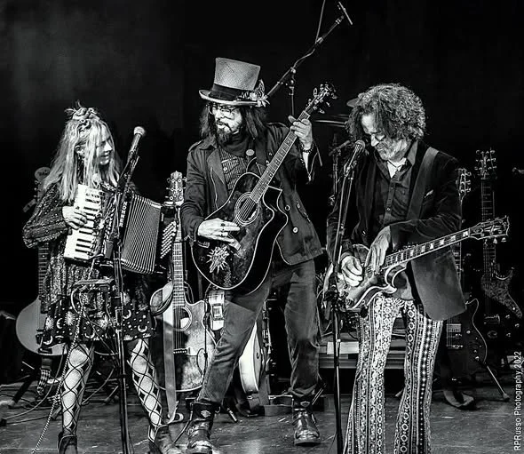 Flying Cat Music Series: The Slambovian Circus of Dreams (Unplugged)