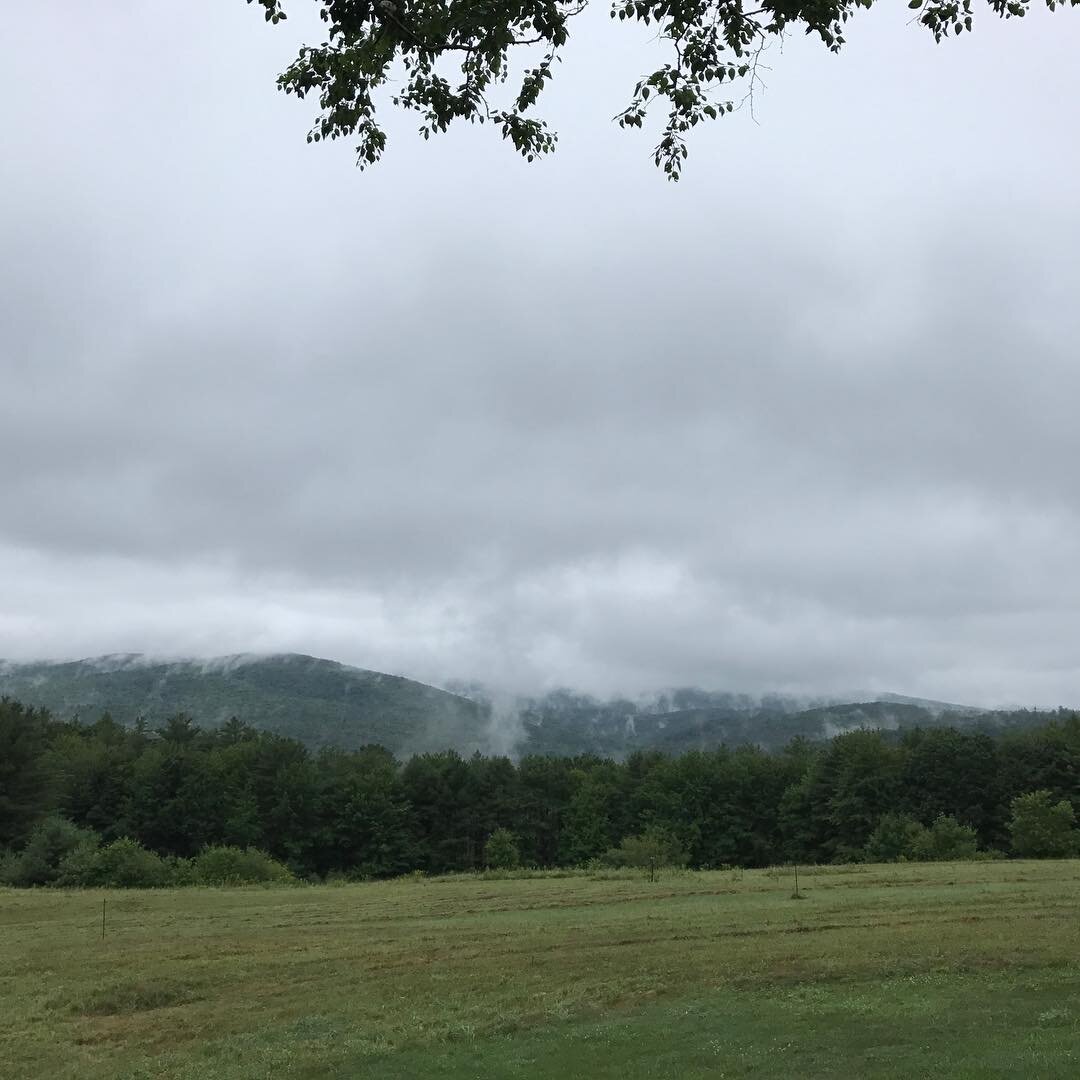 The clouds over the mountains were amazing today after a thunder storm. Enjoying the last few days of summer vacation in the Vermont mountains. #Vermont #mountains #aftertherain #confidentlyelegant #summerinvermont #summer #nyclifestyleblogger #nycbl