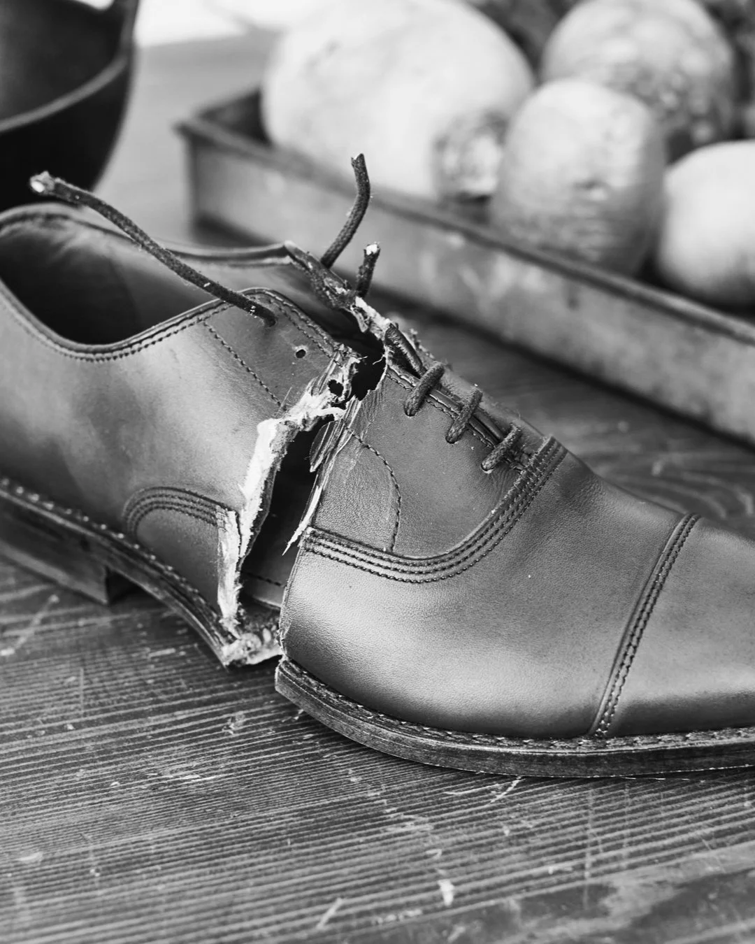 James Gop - 16 Slide 04 - Close Shoe.jpg