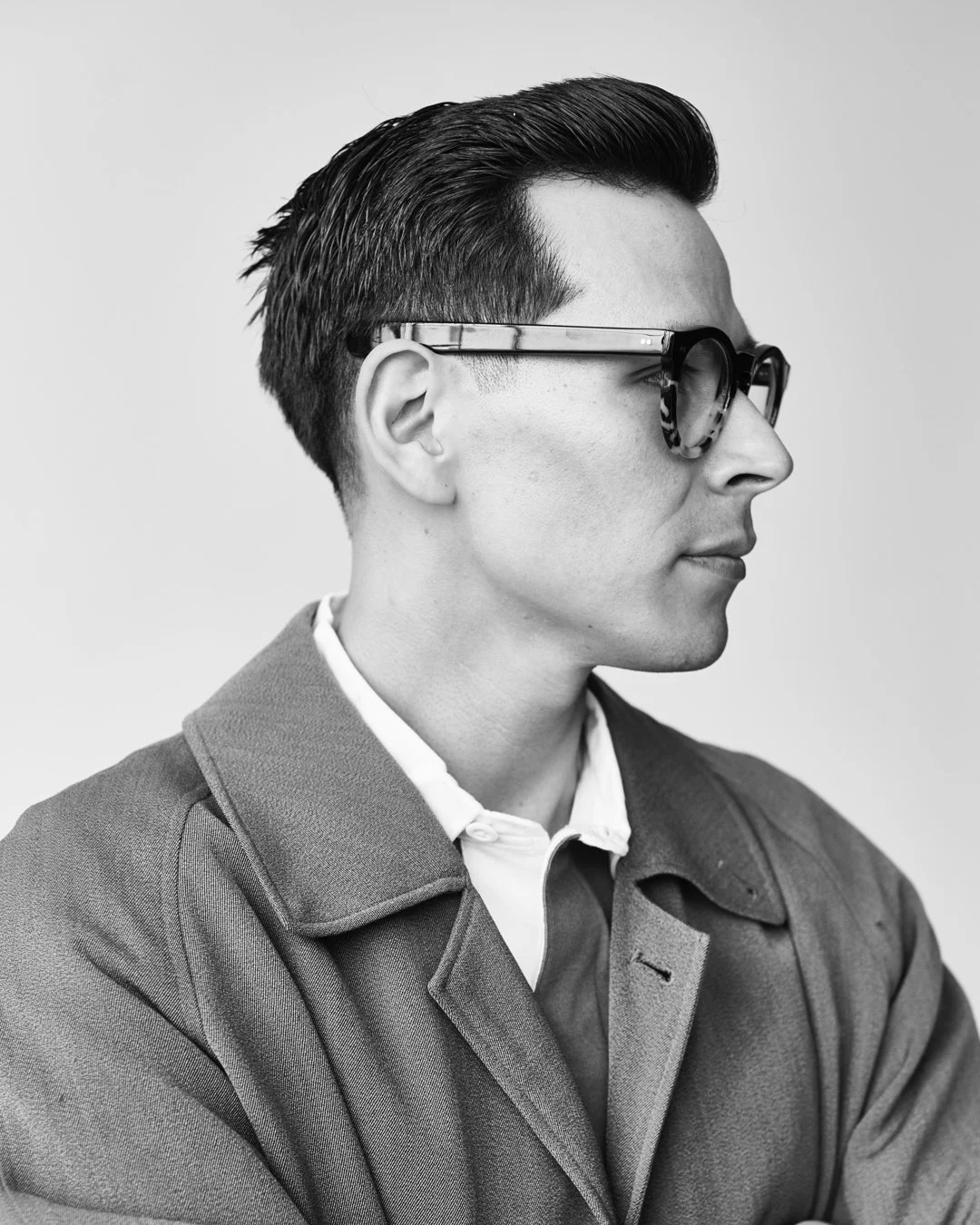 Steve Gonzales - 33Slide 01 - Close Face.jpg