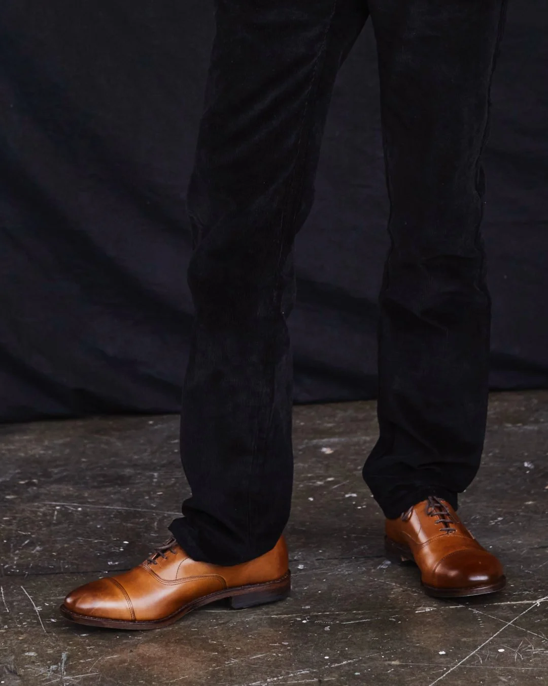 Tom White -28 Slide 04 - Close Shoe.jpg