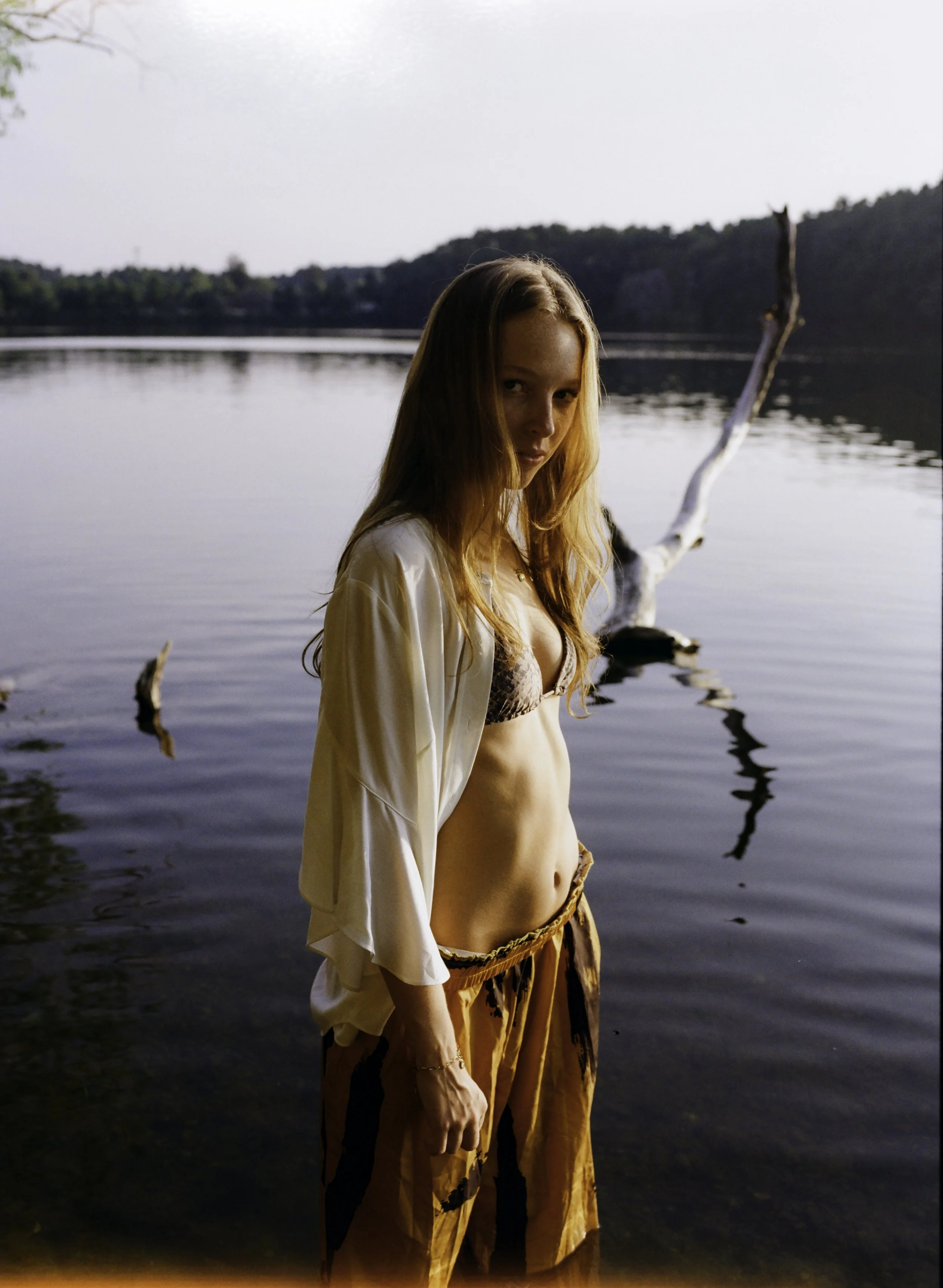 Claire - _0015_001053010011.jpg.jpg