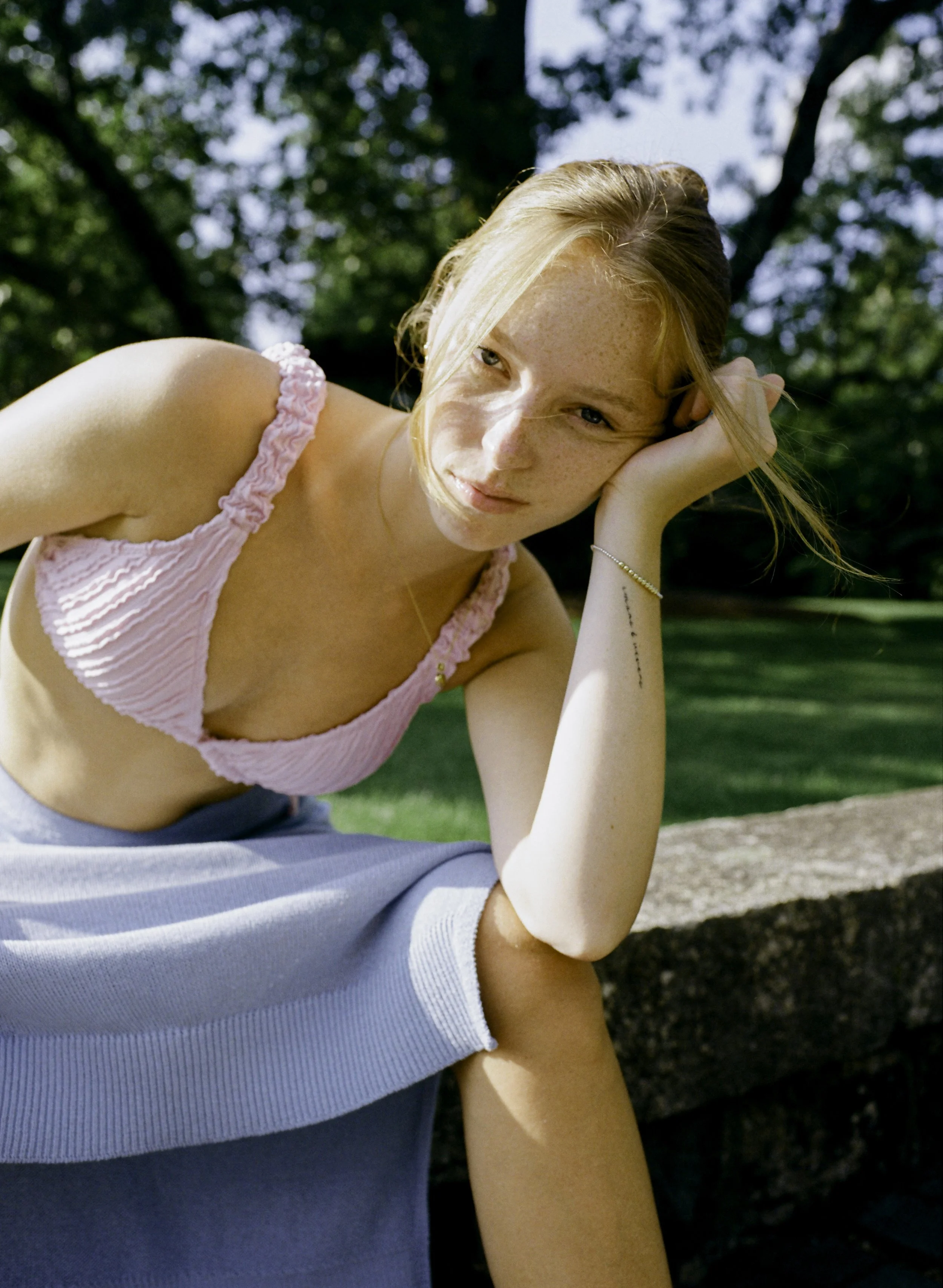 Claire - _0037_001052990008.jpg.jpg