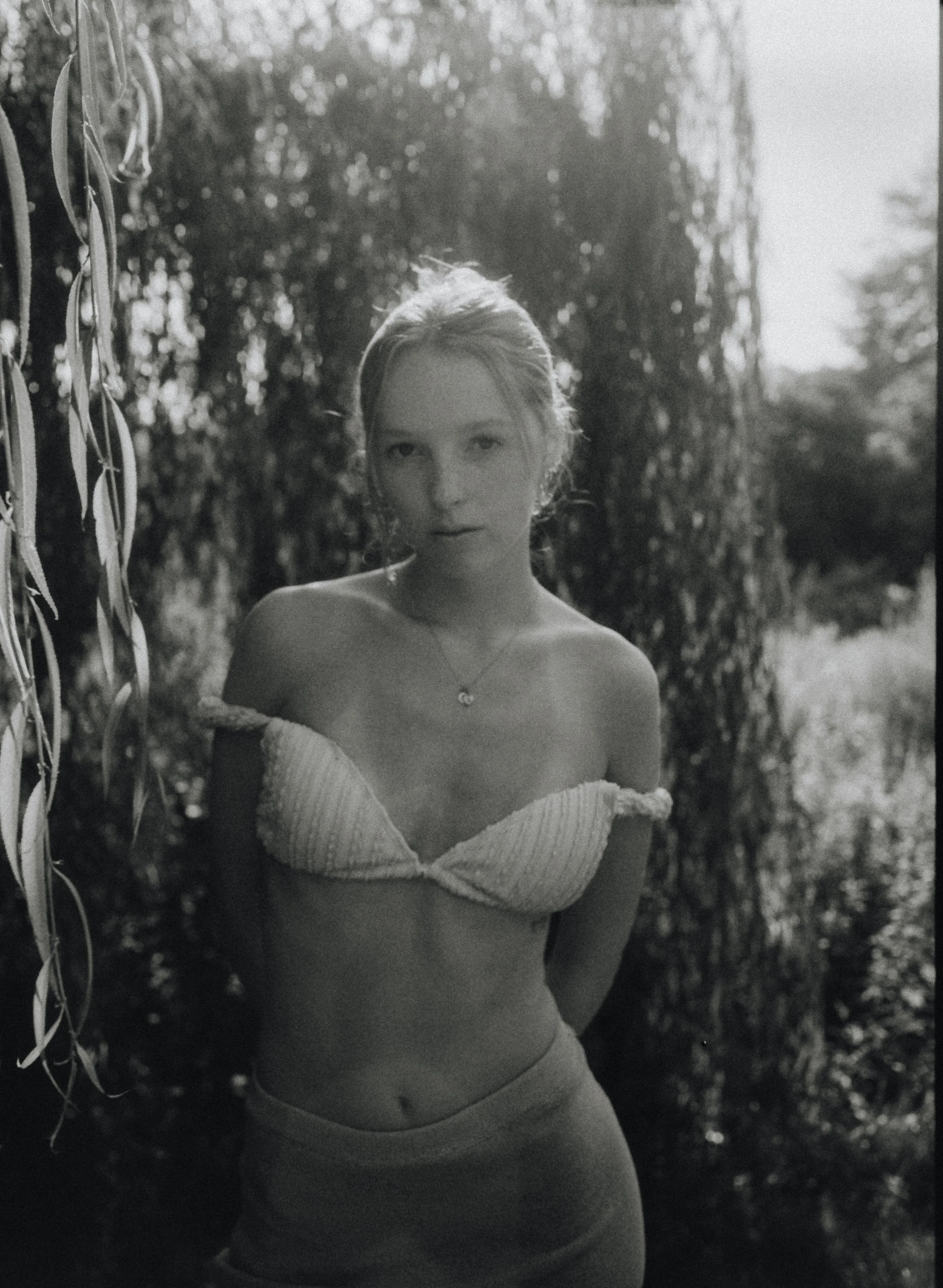 Claire - _0061_001053040004.jpg.jpg