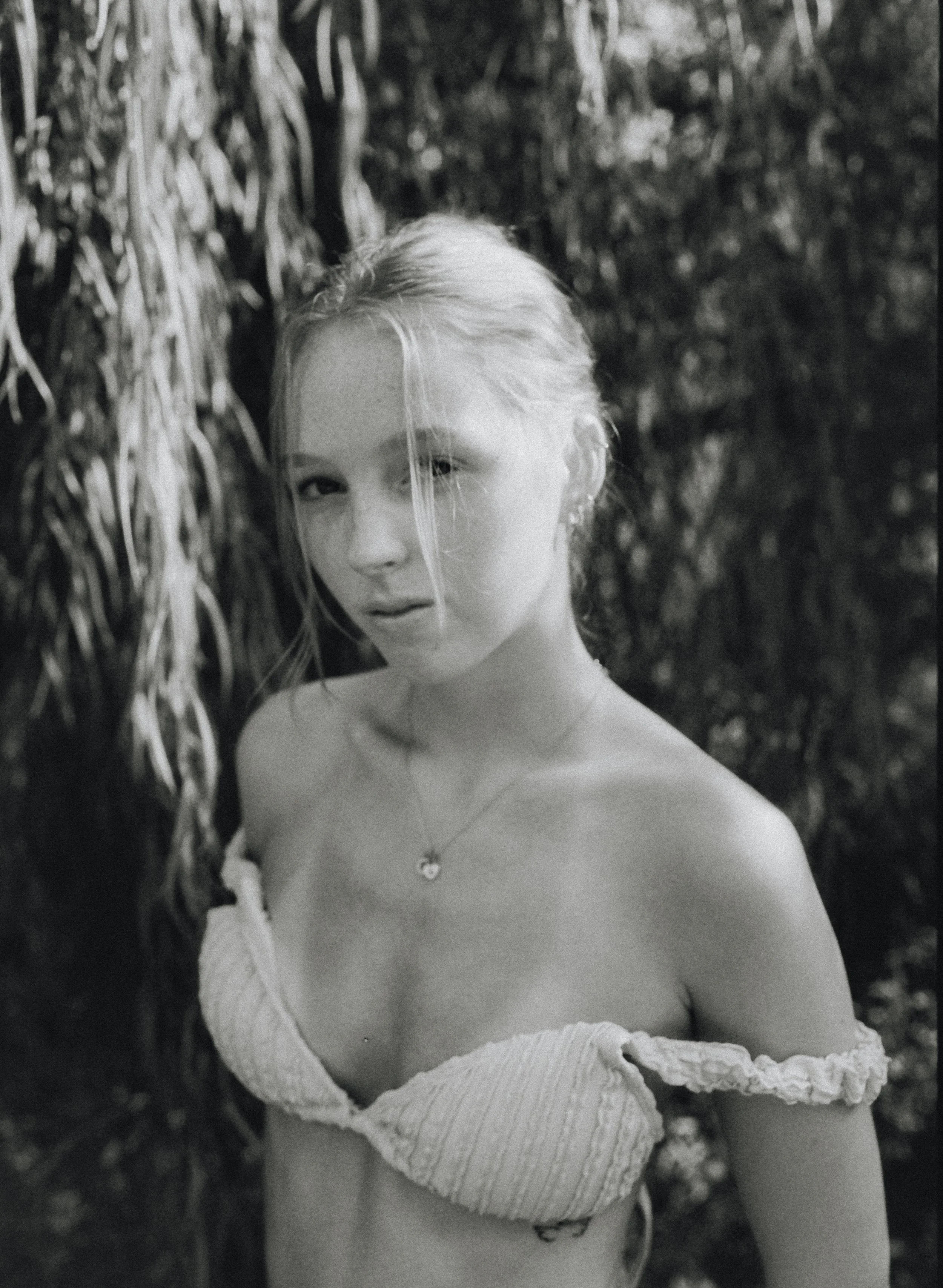 Claire - _0062_001053040006.jpg.jpg