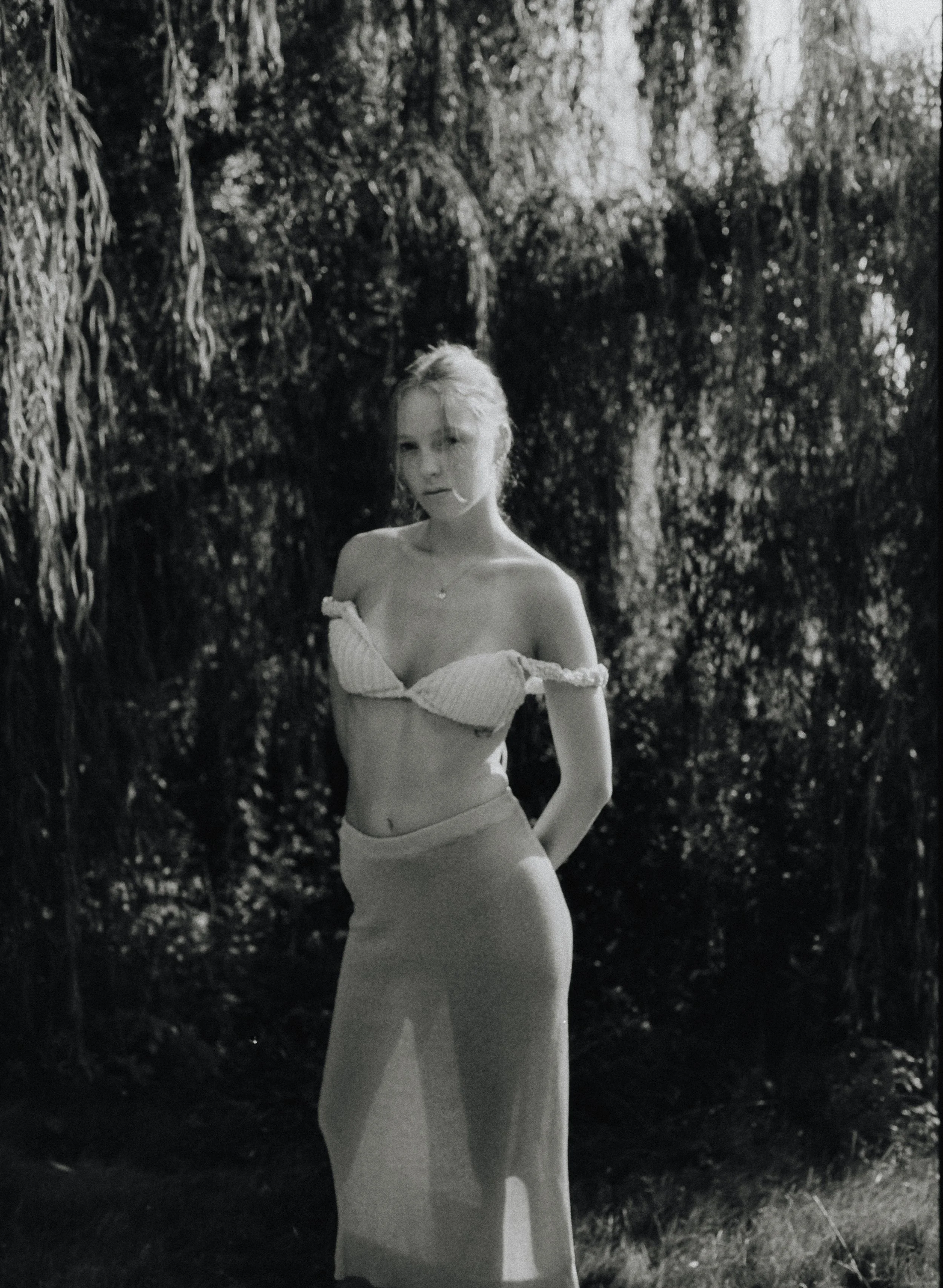 Claire - _0063_001053040007.jpg.jpg