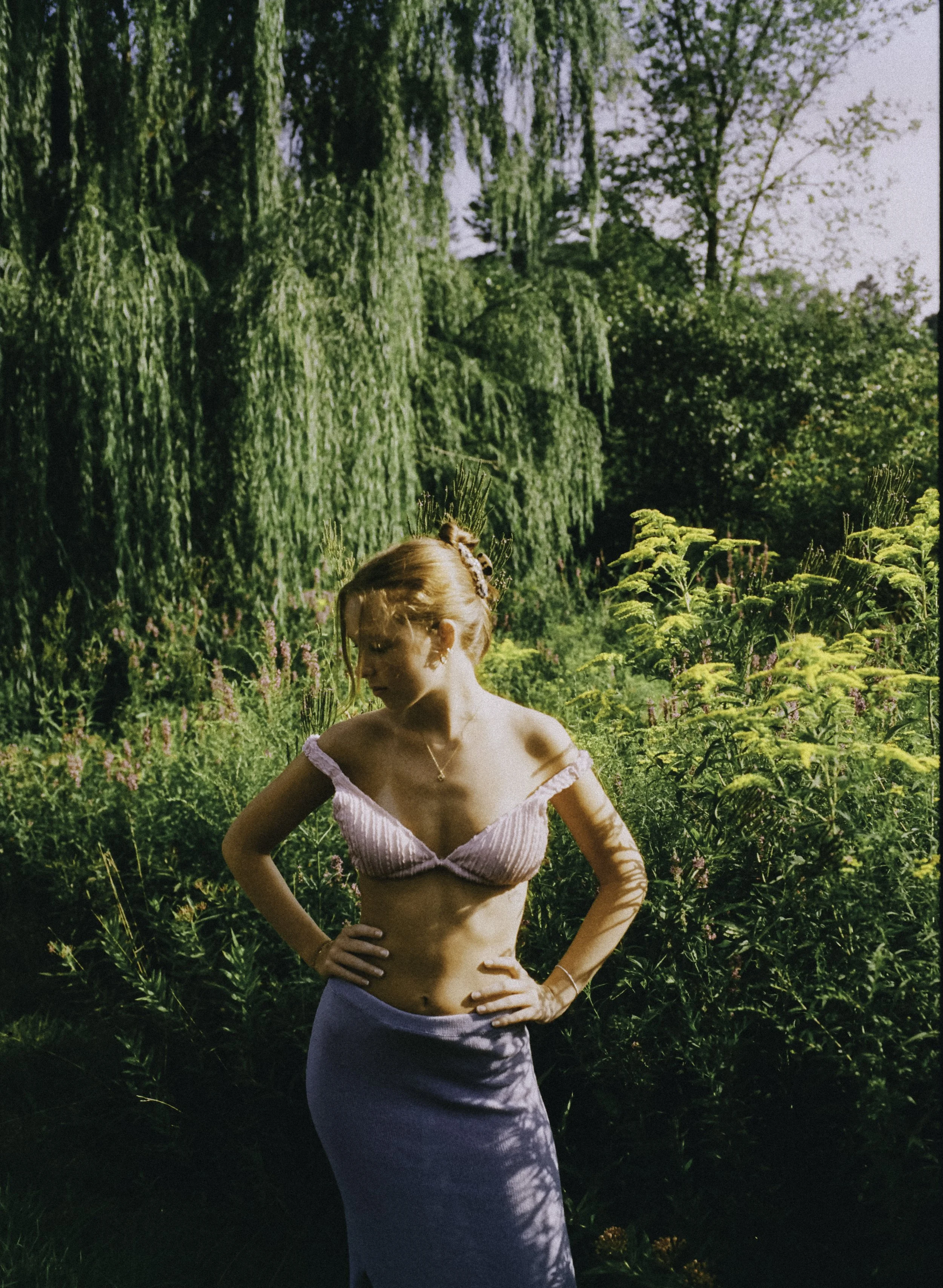 Claire - _0064_001053040009.jpg.jpg