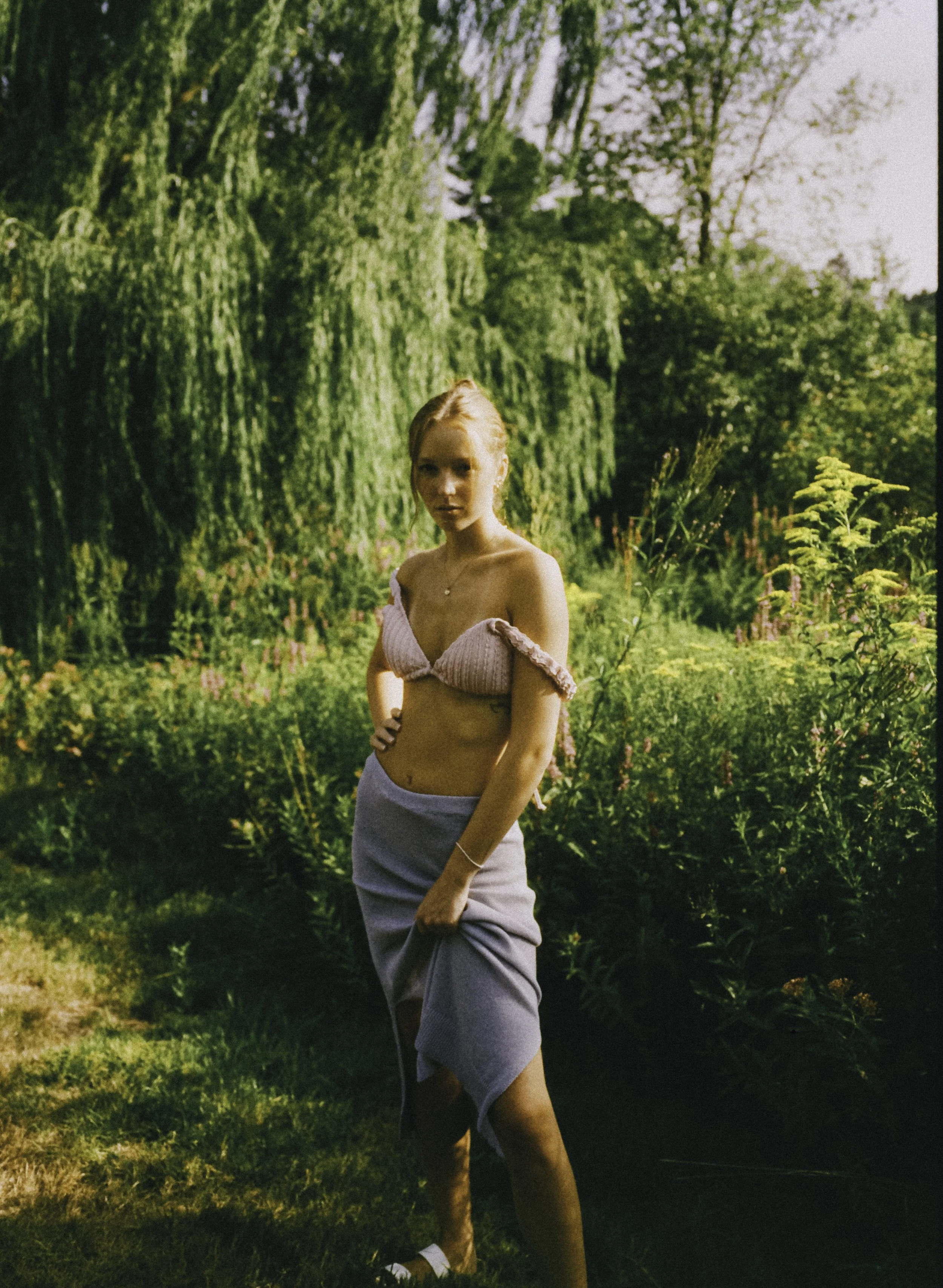 Claire - _0066_001053040011.jpg.jpg