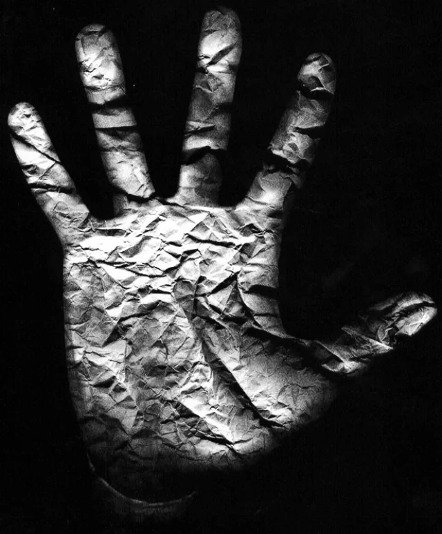 hand_final11111.jpg