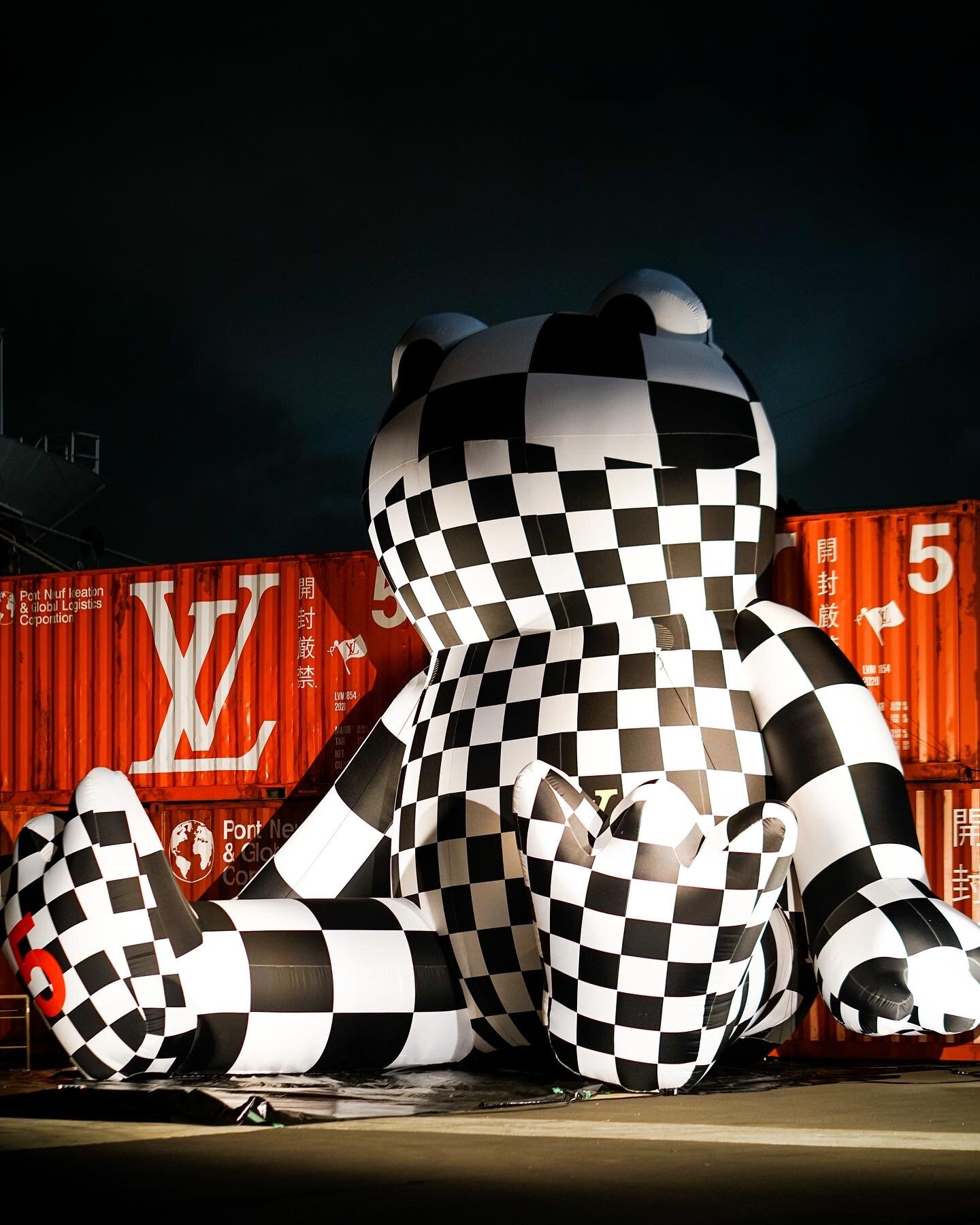 Louis Vuitton on X: #LVMenSS21 Teddy bear-inspired. A selection of looks  from @VirgilAbloh's latest #LouisVuitton collection. See more from the show  in Tokyo at   / X