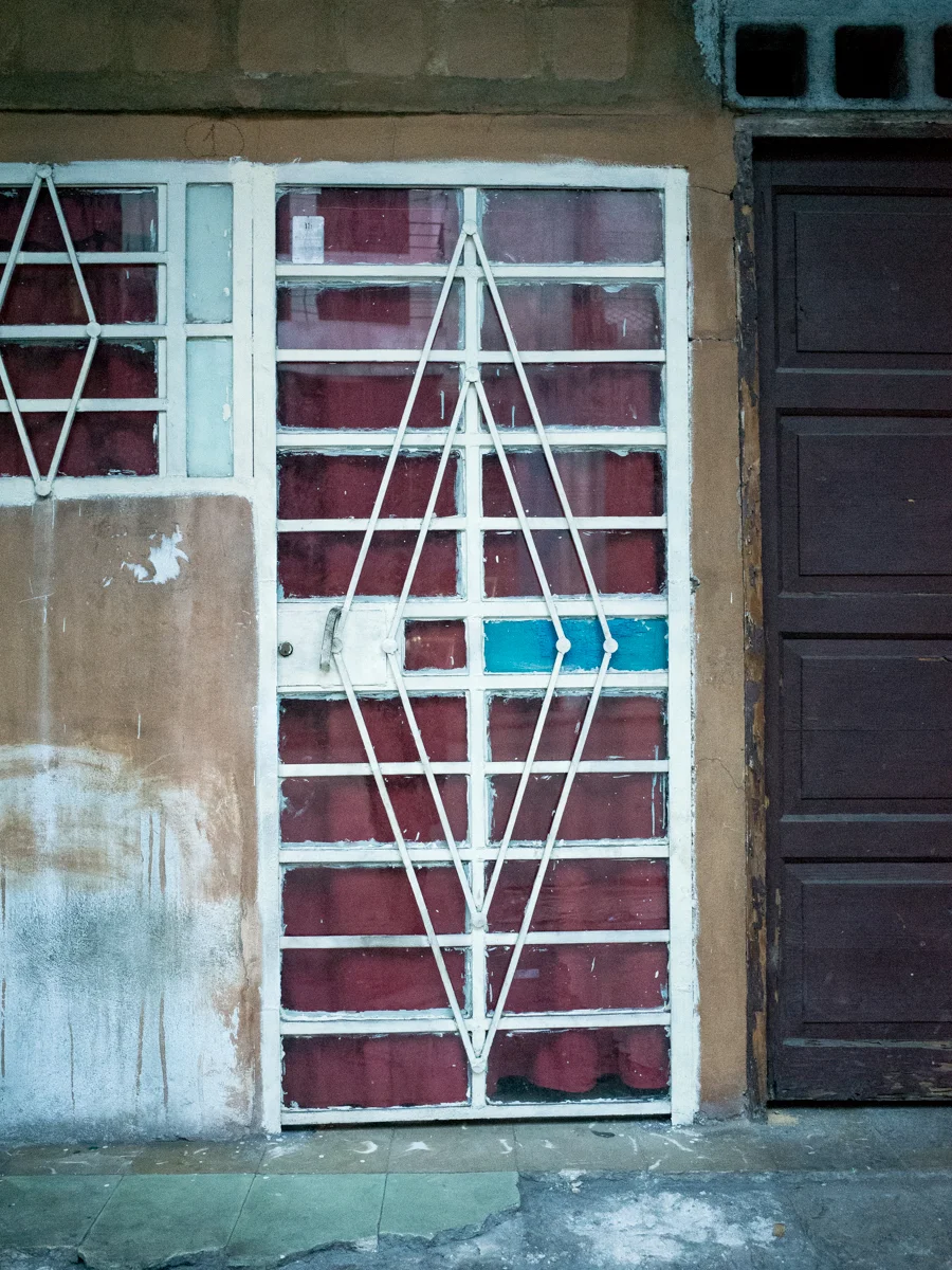 flying_pyramids_-0032028.jpg