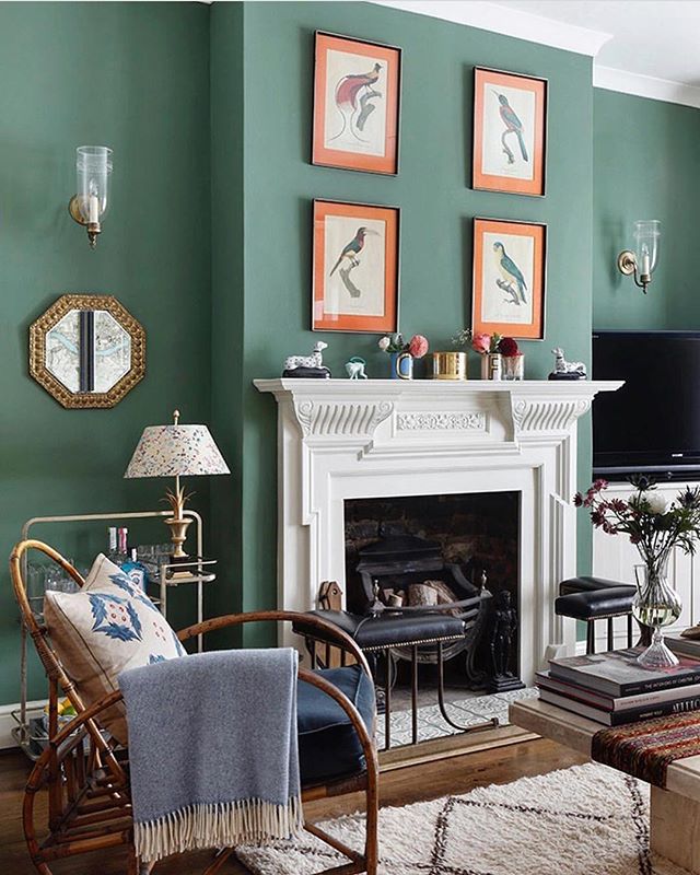 Calming Sunday colours by the talented @rococo_londoninteriors - just love the orange prints against teal 🍊🍊🍊[regram from @houseandgardenuk]
&bull;
&bull;
&bull;
&bull;
&bull;
#interiordesign #interiordesigner #interiors #interiorstyle #interiorst