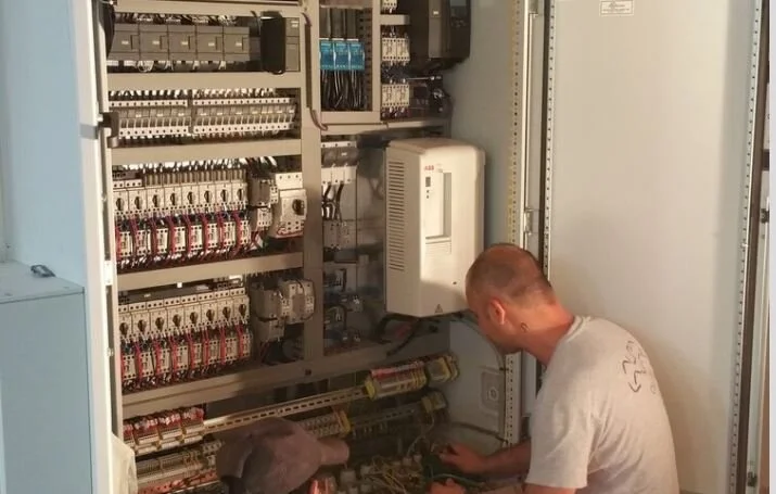 PROJECT MANAGEMENT AND CONSULTING