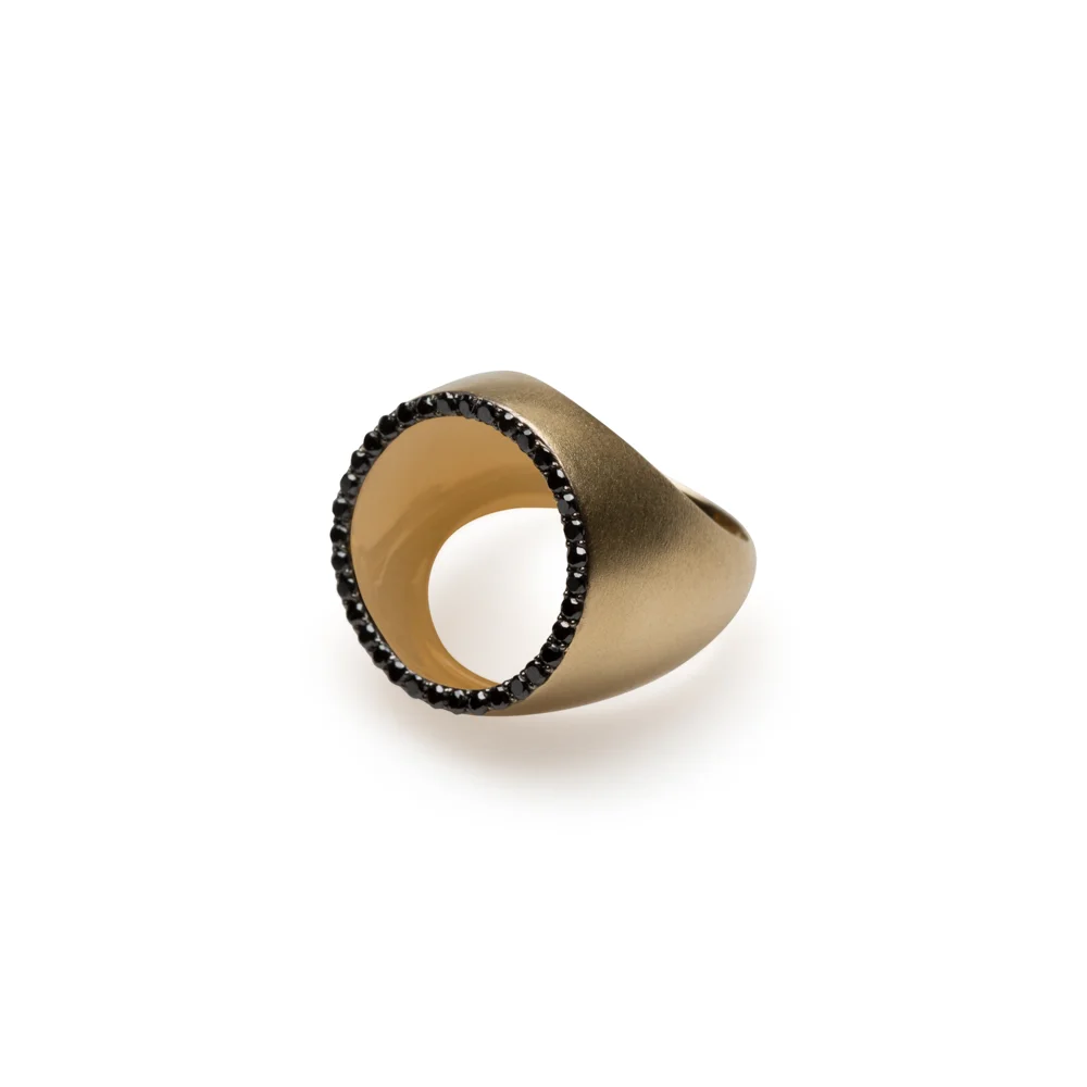 nada G ring.jpg
