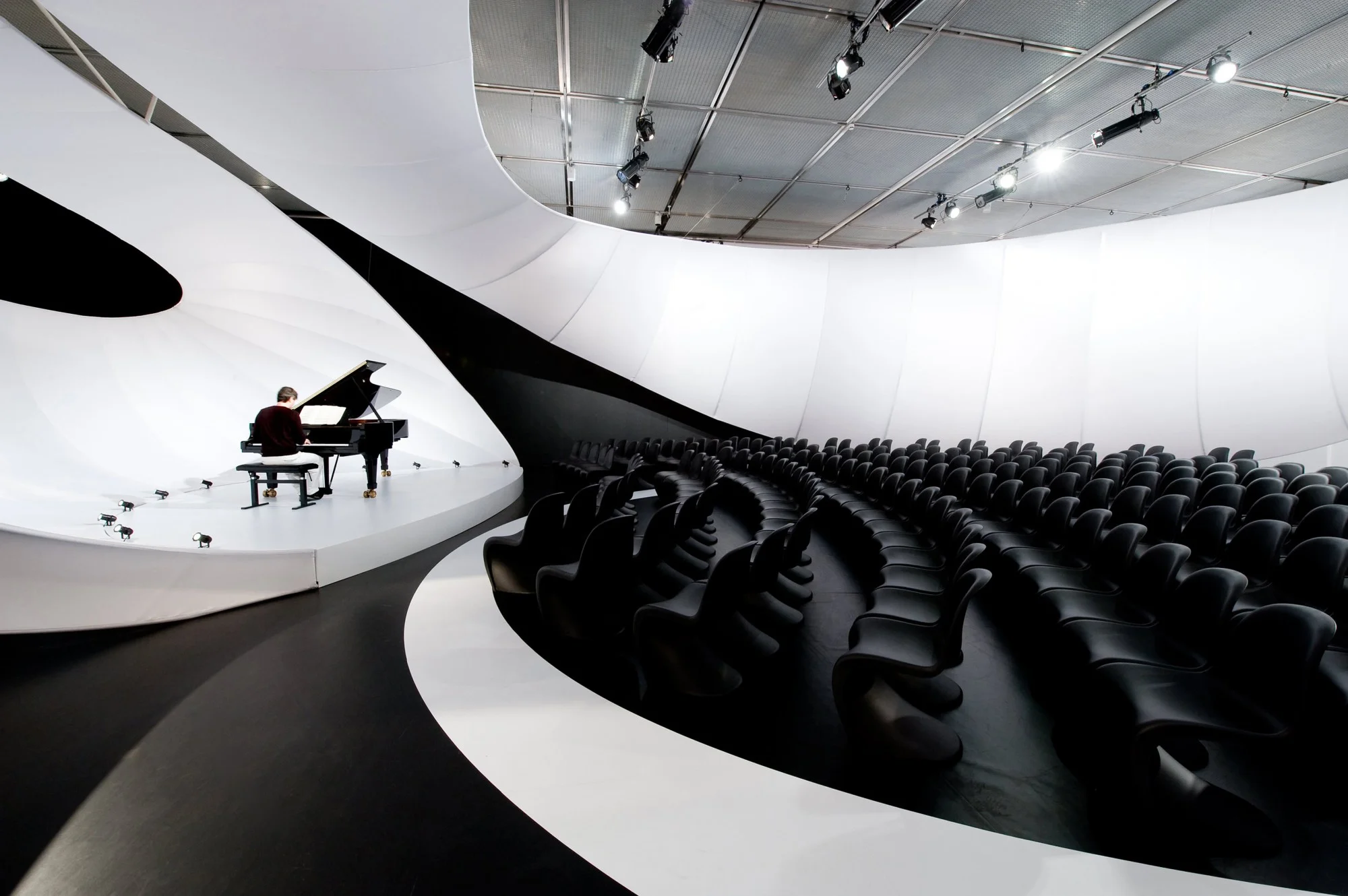 Architecture &amp;: MUSIC