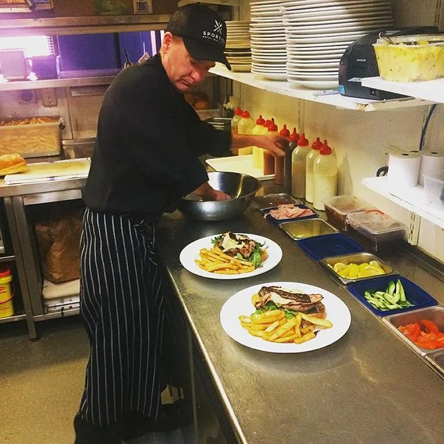 Come in and grab a meal before The Australian games tonight at Sporties. Both the rugby and FIFA kick off at 8pm #sportieslaunceston #launcestoneats #launcestonpubs #chef #food